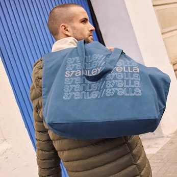 New totes from @wearestanleystella
.
.
#autumn #winter #stanleystella #wearstanleystella #clothing #tshirts #clothing #printers #decorators #silkscreen #screenprinting #ink #colour #print #embroidery #directtofilm #directtogarment #product #garment #tshirt #hoodies #screenprintinglife #totes