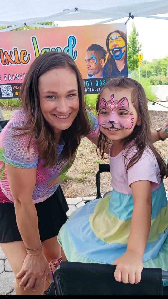 Had a great time face painting and twisting balloons at the @nashvillesc match this weekend! ⚽🎨 Thanks for having us!
#nashvillesc #facepainting #balloontwisting #nashvilleevents #gamedayfun #nsc #soccerclub