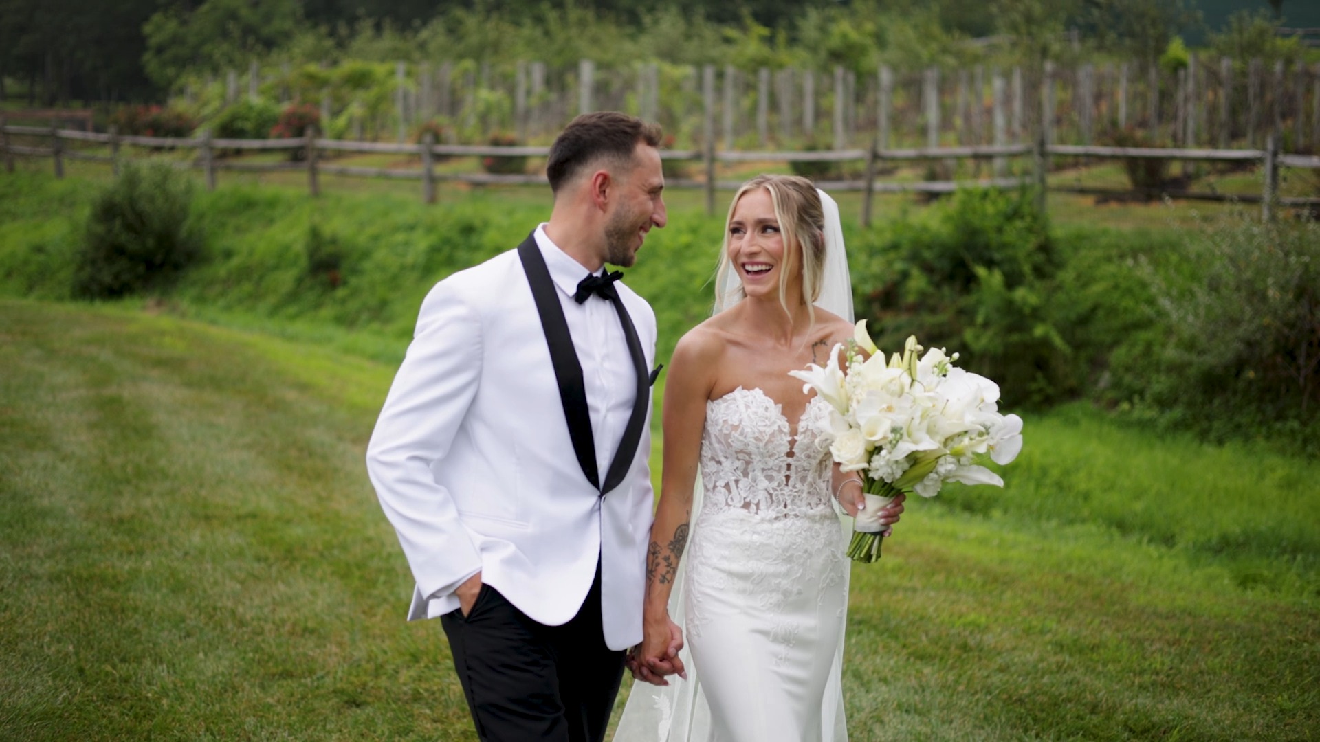 ✨ @michaela_dayne + @diogo_ferreira7 // @bearbrookvalley ✨
It all started on a co-ed soccer field. The moment Diogo locked eyes with Michaela, he knew his life was about to change forever.
From Michaela’s bold message while Diogo was out on a date 😅 to years of building a beautiful life together, their journey has been nothing short of a true love story. And now, they’ve sealed it all with the most perfect “I do.”
Always such a pleasure working alongside our friend @kellyseaimages to capture days like this. ❤️
Love you guys!!
🎥 Delia Studios
📸 Photo: @kellyseaimages
🎶 DJ: @djsunlimitednj
🌸 Florals: @__yougrowgal
💄 Makeup: @facezportfolio
💇 Hair: @amachairartistry