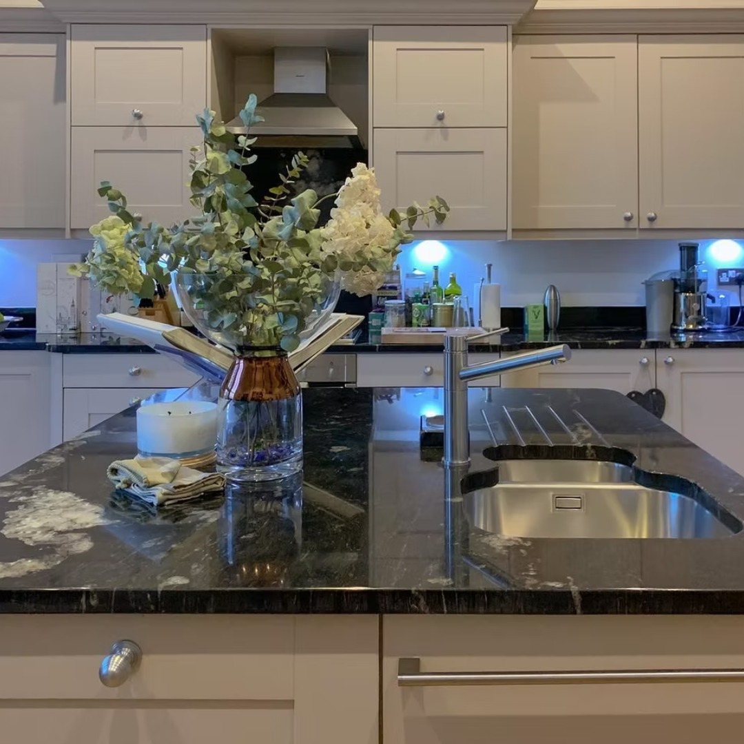 I've had a few new followers recently, so welcome to my page! If you are looking for the pinnacle of cleaning services, that is eco-friendly, vegan friendly and non-toxic to pets, then you have come to the right place. There is no one else like me, because not only do I have almost 10 years of professional cleaning experience, I genuinely adore what I do and care deeply about giving my clients the very best service. I have the utmost respect to my clients, the planet and animals, and all of the money that comes into the business after my wages are taken out, goes right back in. I am genuinely self-employed and make sure I'm happy, so I can make you happy too! I am also fully registered and insured! So you can rest assured that not only do you have a beautifully clean home but a sparkling conscience too. No cruelty, no compromise 🧽✨