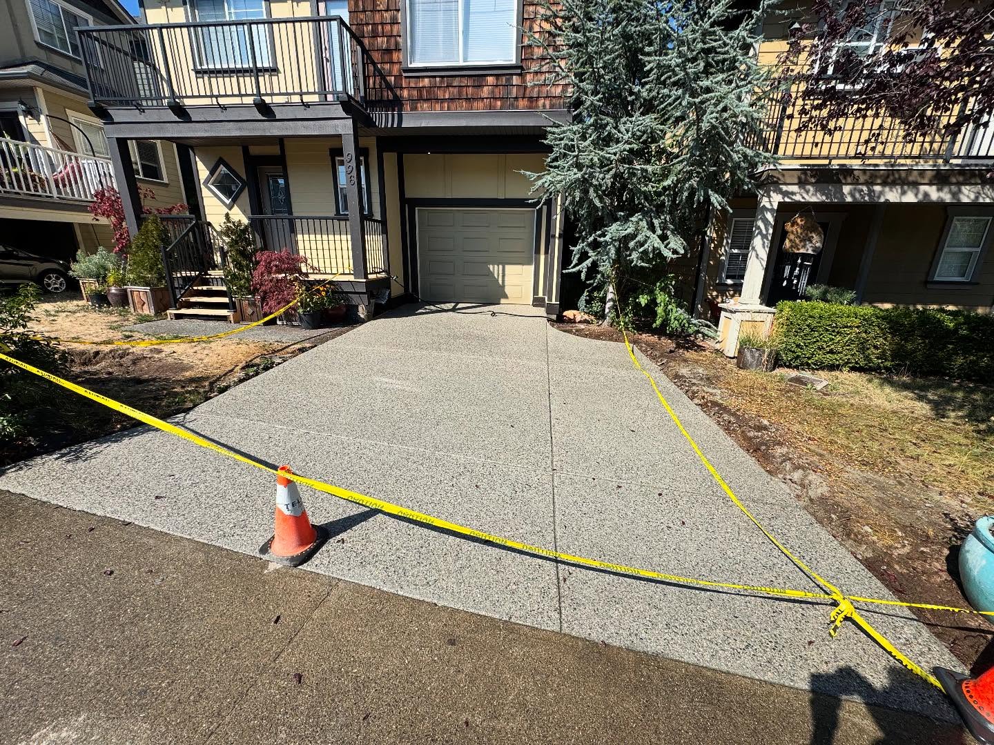 Quick new driveway extension👌🏼demo , prep, pour and finish