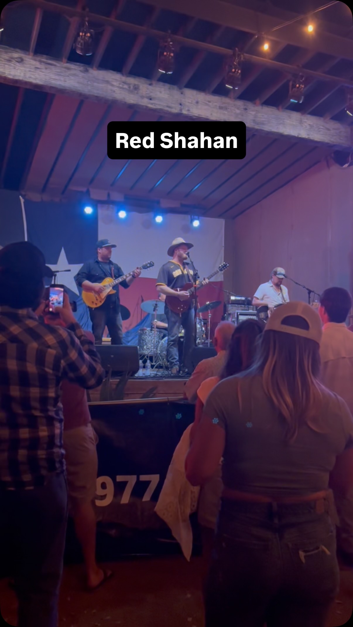“Men & Coyotes”
Red Shahan • Armadillo Den
Caveman Music Festival Showcase at SXSW
March 14, 2025 • Austin, TX
.
@red_shahan • @cavemanmusicfestival
.
.
.
#livemusic #originalmusic #bandwagonmaven #thebandwagonmaven #musicpromoter #livemusicjunkie #supportlivemusic