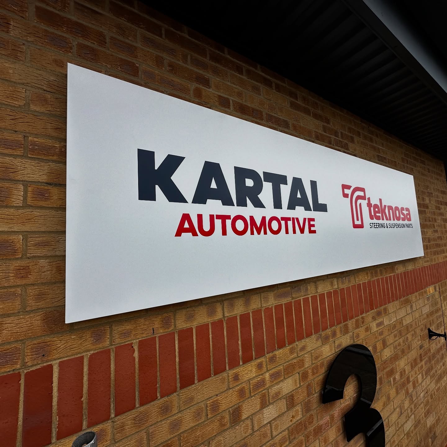 @3sg_uk more #signage completed #installations #signs #creative #ateam #newlook #branding