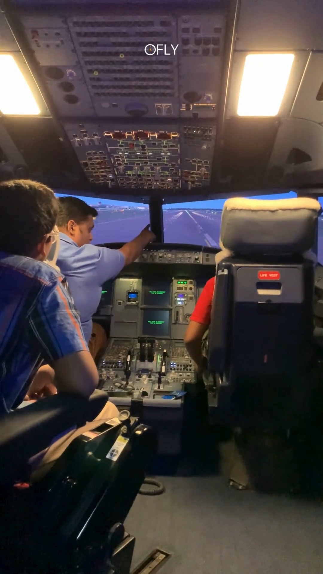 ✈️ Teens flew Airbus 320 Aircraft! 🌍
An unforgettable day at Full Motion Flight Simulator Facility– where young aviators got hands-on flying experience from the captain’s seat! 🧑✈️✨
From Singapore to Dubai, Abu Dhabi, and Paris – they piloted through some of the world’s busiest airports!
🚀 Want your teen to explore the skies too?
📩 Contact us to learn more about our Aviation Programs!
🌍Visit our website: www.ofly.in
#FuturePilots #FlightSimulator #TeenAviation #AviationExperience #STEMlearning #PilotInTraining #ExploreTheSkies #ofly #aviationworkshop #aviationcamp