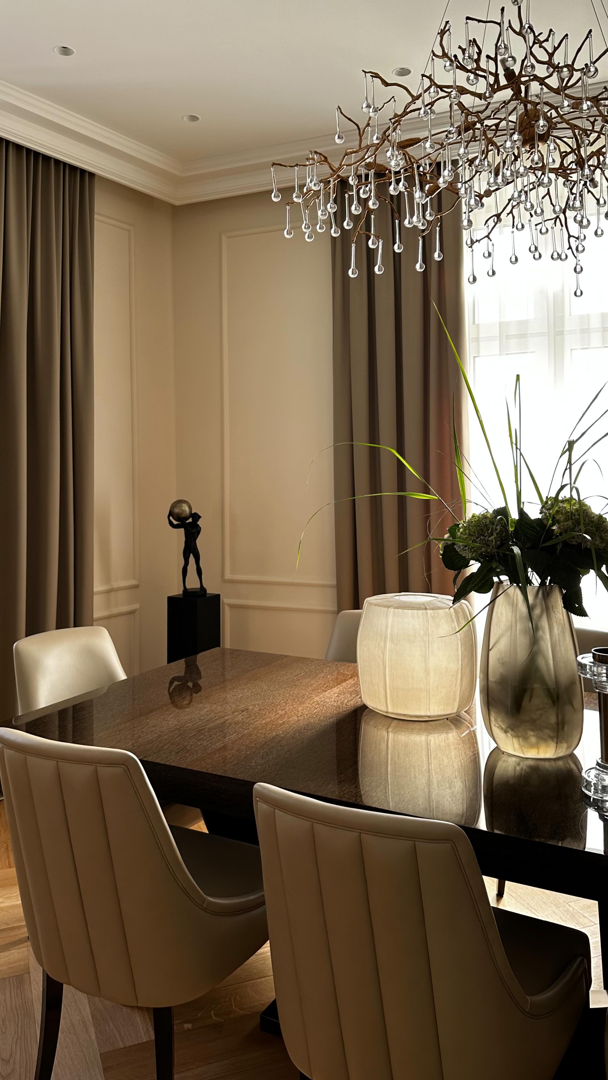 From an empty space to alive — welcome home 🤍 Months of sketches, moodboards, and samples. What began as bare walls became a space filled with light, texture, and life. Now it’s a home with soul and heart — a place you never want to leave.
www.sfdesigninteriors.com
📩office@sfdesign.at
📍Boesendorferstrasse 4, Vienna
#interiordesignvienna #interiorinspo #interiordesign #viennainteriordesign #interiorideas