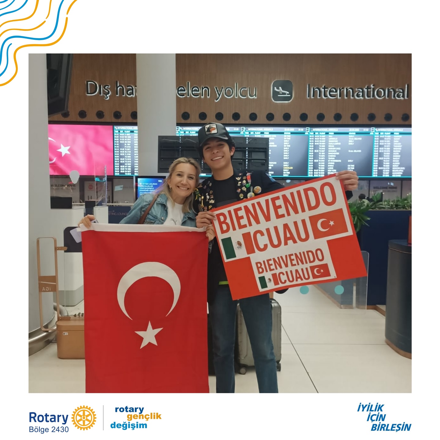 🇲🇽Meksikalı değişim öğrencimiz Cuau Türkiye’ye geldi! 🇹🇷
Hoş geldin Cuau! Burada olduğun için çok mutluyuz. Yeni maceralar, dostluklar ve unutulmaz anılarla dolu harika bir yıl diliyoruz.
🇲🇽Our Mexican exchange student Cuau has arrived in Türkiye! 🇹🇷
Welcome, Cuau! We’re so happy to have you here. Wishing you an unforgettable year full of new adventures, friendships, and beautiful memories. 🌍✨ @adapazaricarkrotary @rotarydistrict2430