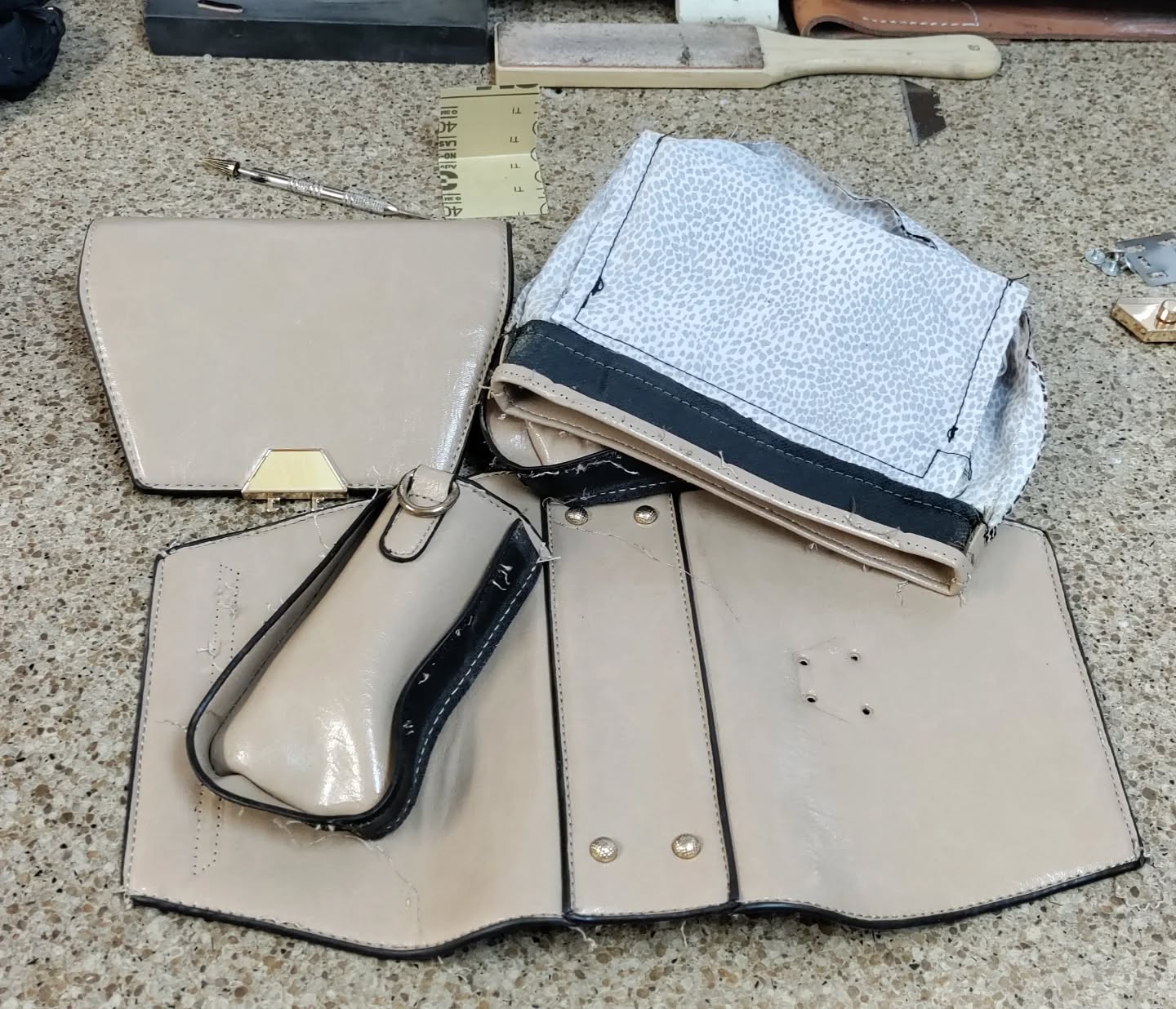 Going to remake this PU Leather purse from the 90s, and make a new on out of real leather with a much more attractive fabric liner. #purse #purserestoration #customleatherwork #leatherhandbag
