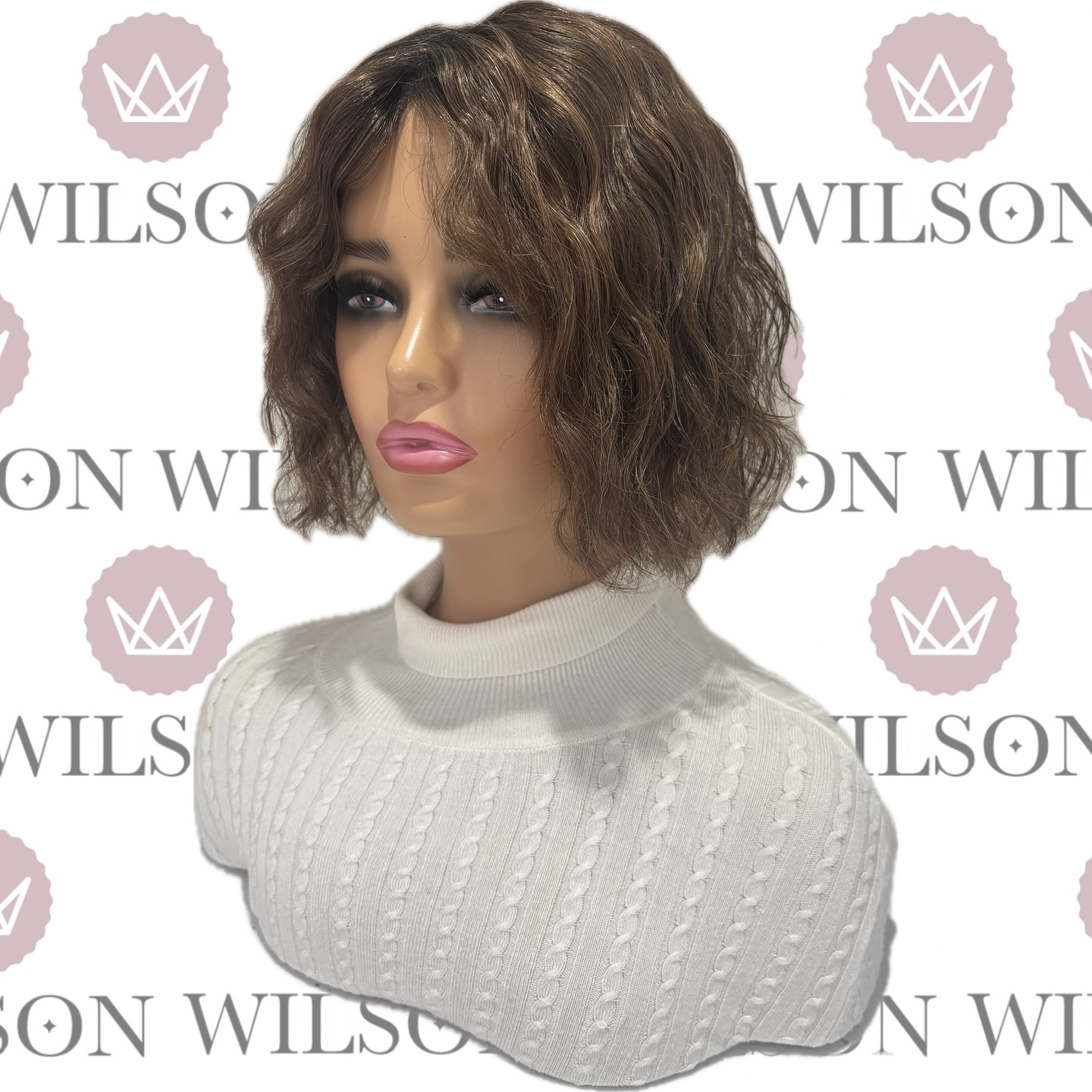 This topper was looking a little sparse, and causing my client to be self-conscious of her patches peeking through. Special thanks to @nikkyshairhub for the perfect perm to match the movement of the topper 🙏🏼 the result shows a fresh refill for maximum coverage and natural fullness. ✨ A simple maintenance step that makes all the difference 💇🏽♀️
.
.
.
.
.
.
#hairpieces #lacewigs #wigmaking #hairextension #frontlacewig #toppers #wigsforalopecia #wigstyling #wigrepairservice #wigmaker #wigknotting #wigfoundation #wigmakersunite #OncologyAesthetics #bournemouthwigs #alopeciauk #bournemouthhair #hairlossuk #hairlosssolutions #naprawyperuk #humanhairtopper #europeanhairtopper #wigsonline #customwigmaker #smallbusinessuk #buywigsonline #wigrepairsuk