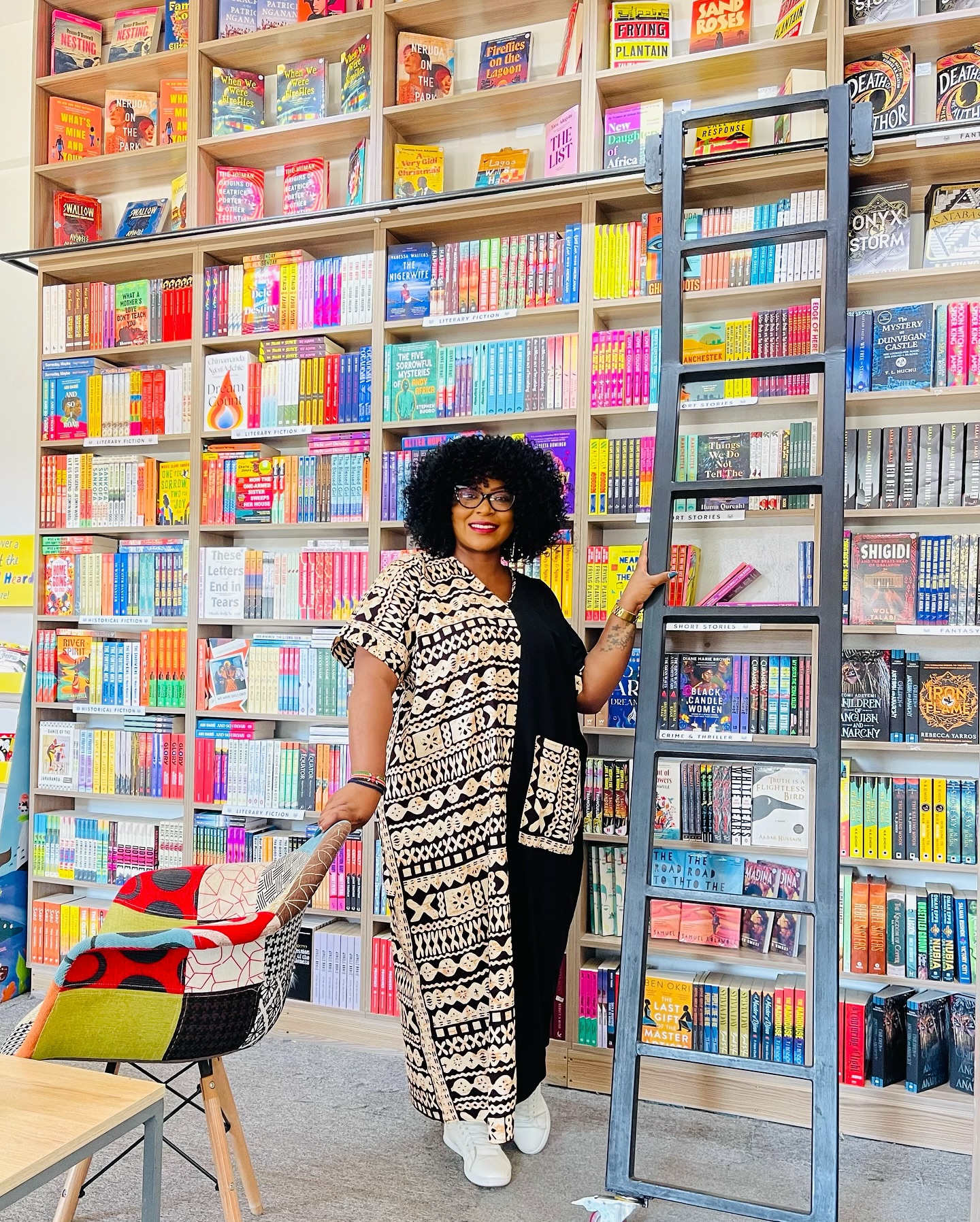 A bookish girl at your favourite bookstore 📚
August has been such a beautiful month, hands down my busiest month of the year but also my most productive. Here’s to a less busy but equally productive September 💜.
#happysunday
