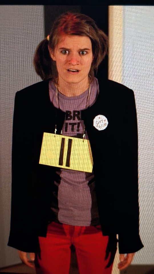 15 years ago I had the privilege of performing in this wonderful and forming piece of theatre. It was this show that helped me decide at 17 years old that I didn't want theatre to just be something fun I did when I was a teenager. Why? I would credit it to the people I worked with, the complexity of the material we had to learn, and the utterly contagious energy and joy we got from performing it. The following year I would take off for theatre school and now, here we are 15 years later, still doing theatre, getting paid to do it, and loving every opportunity I get to create, design, and perform! "THANK YOU DADS" LOL So here's a little trip down memory lane singing my solo from the show (and a test to see if I actually remembered all the words - HA!)
#25thannualputnamcountyspellingbee #musicaltheatre #actor #singer #calgaryartist #yycarts #theatre #gaypride
