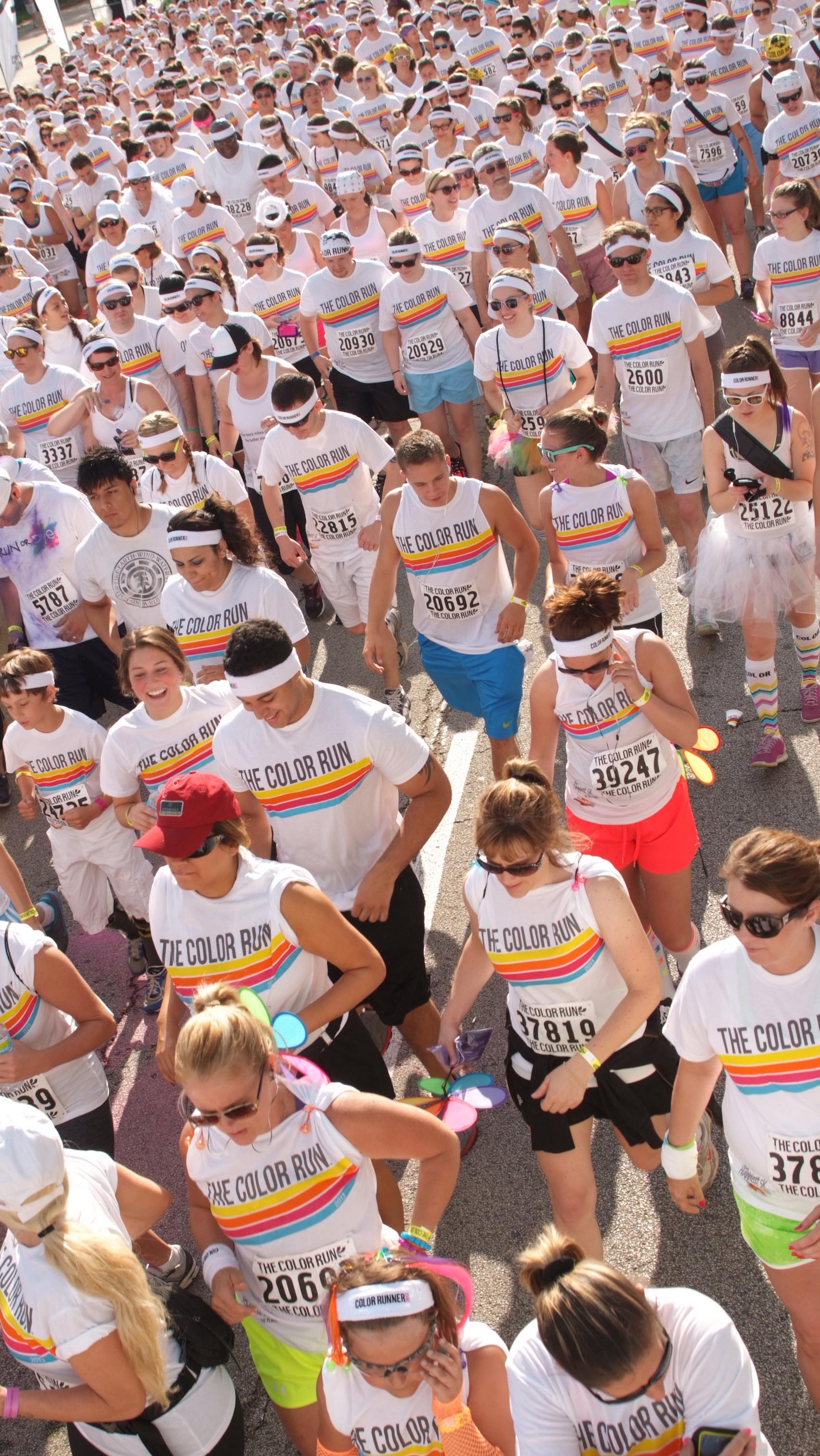 🌈 Get ready for the most colorful day of the year!
Kids, parents, grandparents – walkers, dancers, strollers – everyone belongs here. It’s not about how fast you go. It’s about going together.
📅 September 14, 2025
📍 Luxembourg
👟 Grab your spot and sign up the whole family!
#colorrunluxembourg #thecolorrun #baloise #Luxembourg #running