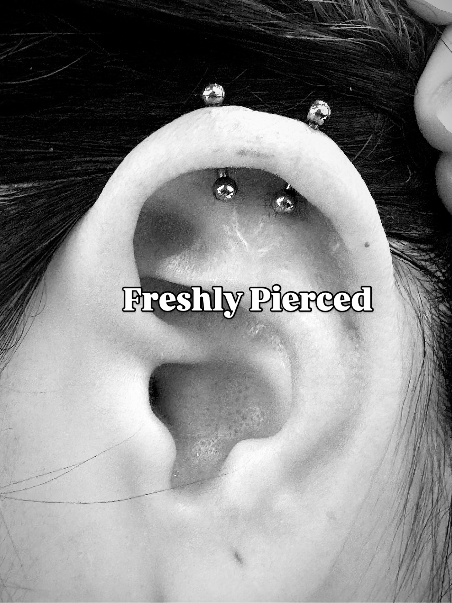 ✨ Fresh & fierce ✨
Just pierced this super cute double vertical helix with classic titanium balls — perfect for healing and swelling comfort. This trendy client has a vision: once healed, these will transform into adorable cat ear piercings 🐱✨ Can’t wait to see the final look!
⸻
Hashtags (hybrid set for reach + local):
#FreshPiercing #VerticalHelix #HelixGoals #EarPiercingInspo #CuratedEar #PiercingAddict #TitaniumJewelry #PiercingLove #EarGameStrong #HealingJourney #PerthPiercing #RockinghamPiercing #PerthStyle #SpiralPiercingsAndTattoo #SupportLocalPerth