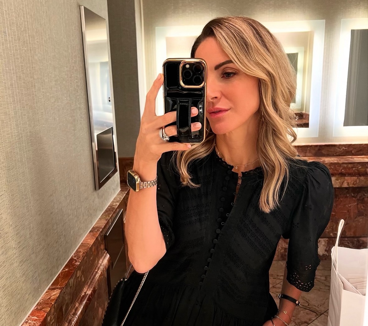 Comment GLOW for the best smooth skin look! ✨ Swipe for BEFORE & AFTER.
I’m over 50 and use this more for special occasions, not typically daily use.
Link - https://liketk.it/5n8bz
Make sure to FOLLOW, LIKE & SAVE so you can come back to this post!
Xo - Missie
#over50 #skinfluencer #ltkbeauty