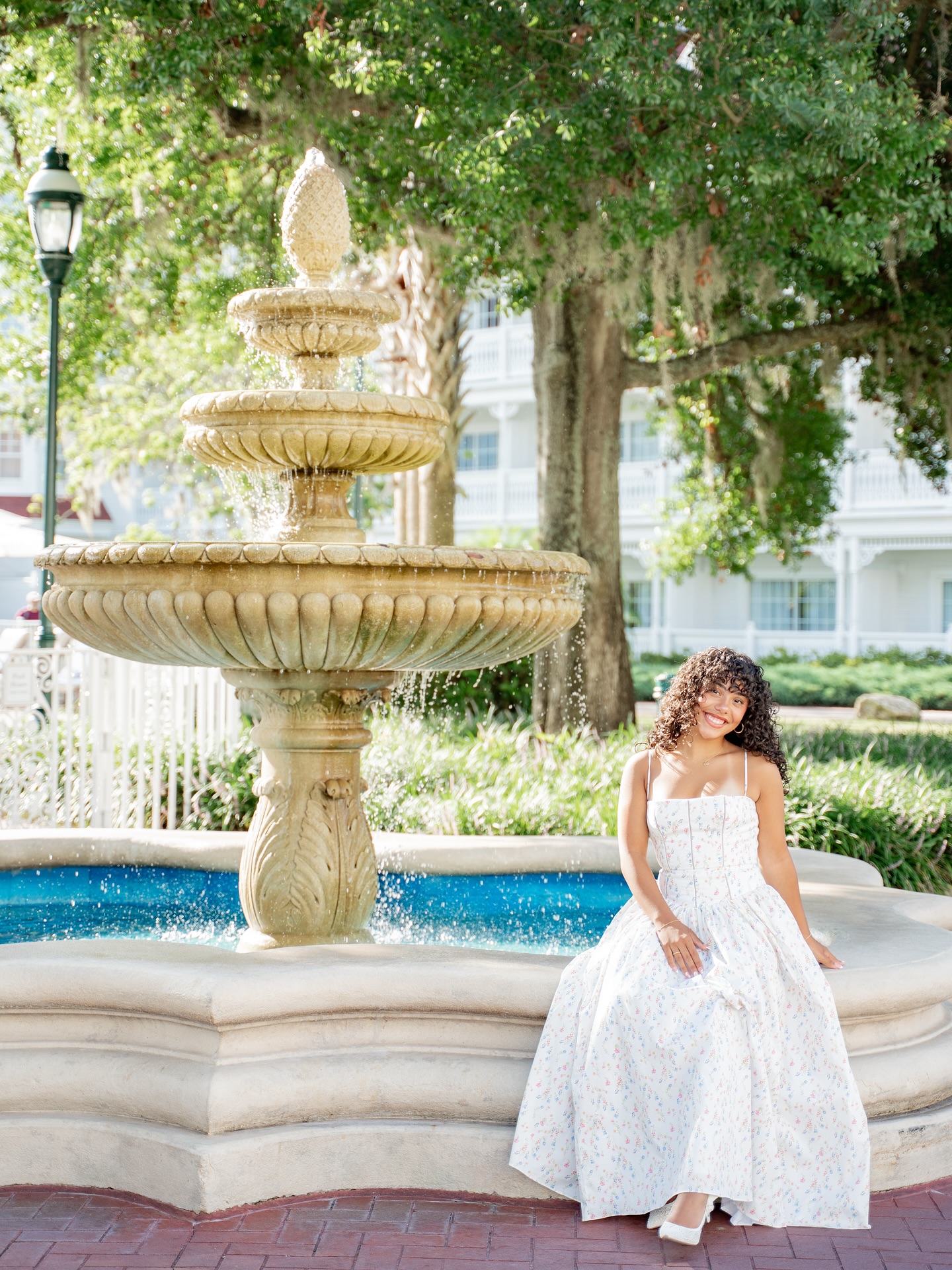 My favorite thing to do? Make people feel beautiful. 🫶
If you’ve ever asked me what my favorite type of session is, I’ve probably said Seniors. Every moment I’m invited into is such a blessing, but to me there’s just something so special about getting to show a young woman about to go out into the world just how wonderfully made she is!
#orlandoseniorphotographer #disneyseniorphotographer #westorangehighschool #wintergardenseniorphotographer #winterparkseniorphotographer #harmonyhighschool #floridaseniorphotographer