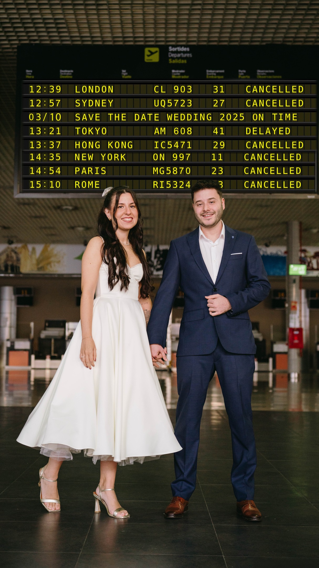 ✈️ Empieza la cuenta atrás… ¡queda solo 1 mes para el gran día de @cristinaar23 y @dani_velopez! 💍❤️
Su save the date en el aeropuerto ya nos dio pistas de que este viaje iba a ser único… y ahora sí que sí, toca despegar hacia la boda 🛫💕
Ellos lo dicen claro: “Del aeropuerto al altar, el vuelo más importante de nuestras vidas está a punto de empezar”
Y nosotros felices de ser testigos con la cámara en mano 📸🎥 @lifetime.weddings
#SaveTheDate #1Mes #BodaEnCamino #LifetimeWeddings