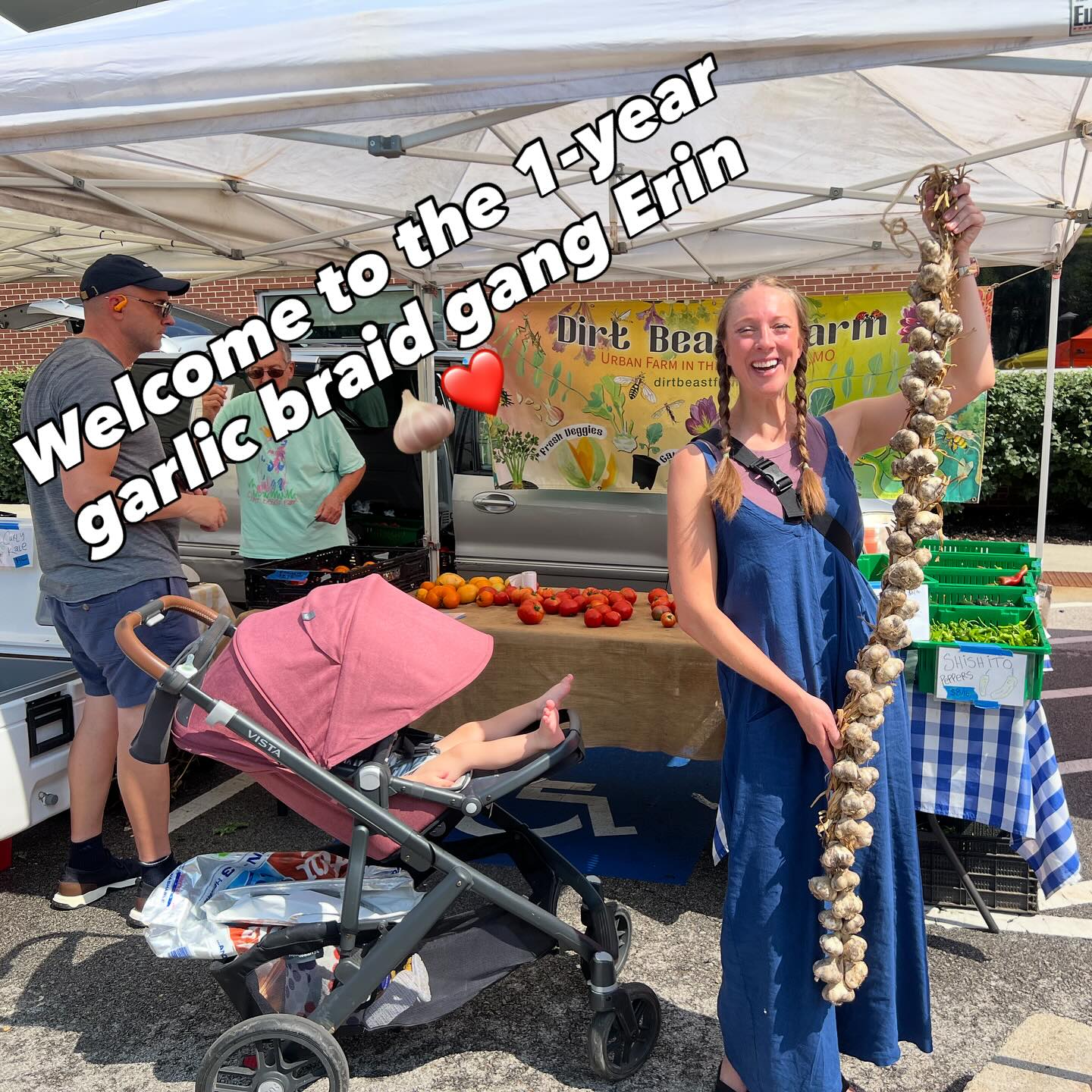 Another proud parent to a 52-bulb braid of Rossa di Sulmona garlic 💗