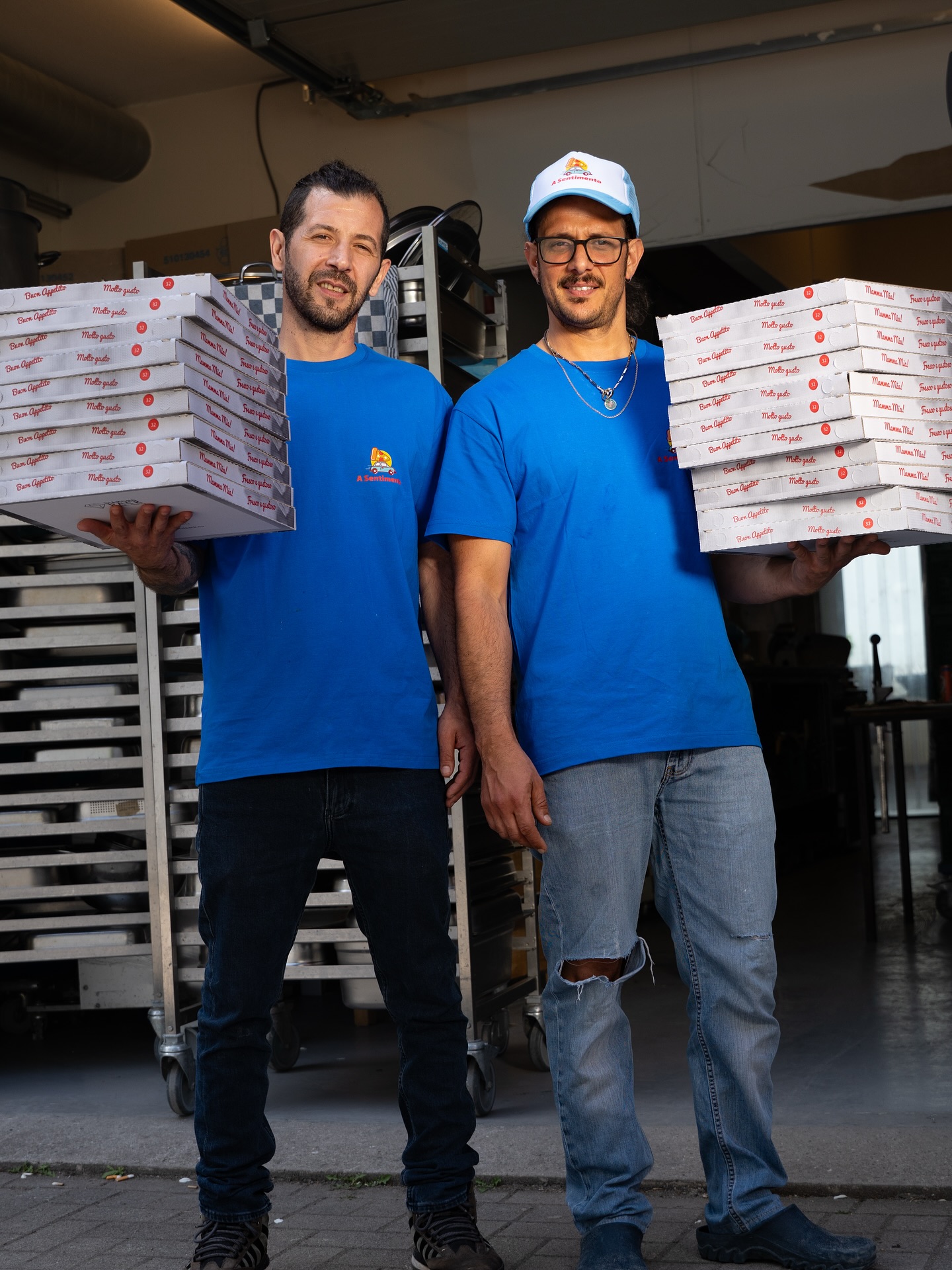 Stackin’ pizzas like it’s leg day 🍕💪 Who’s hungry? 😏
#PizzaGoals #StackAttack #DoughLife #PizzaParty #FoodieMood