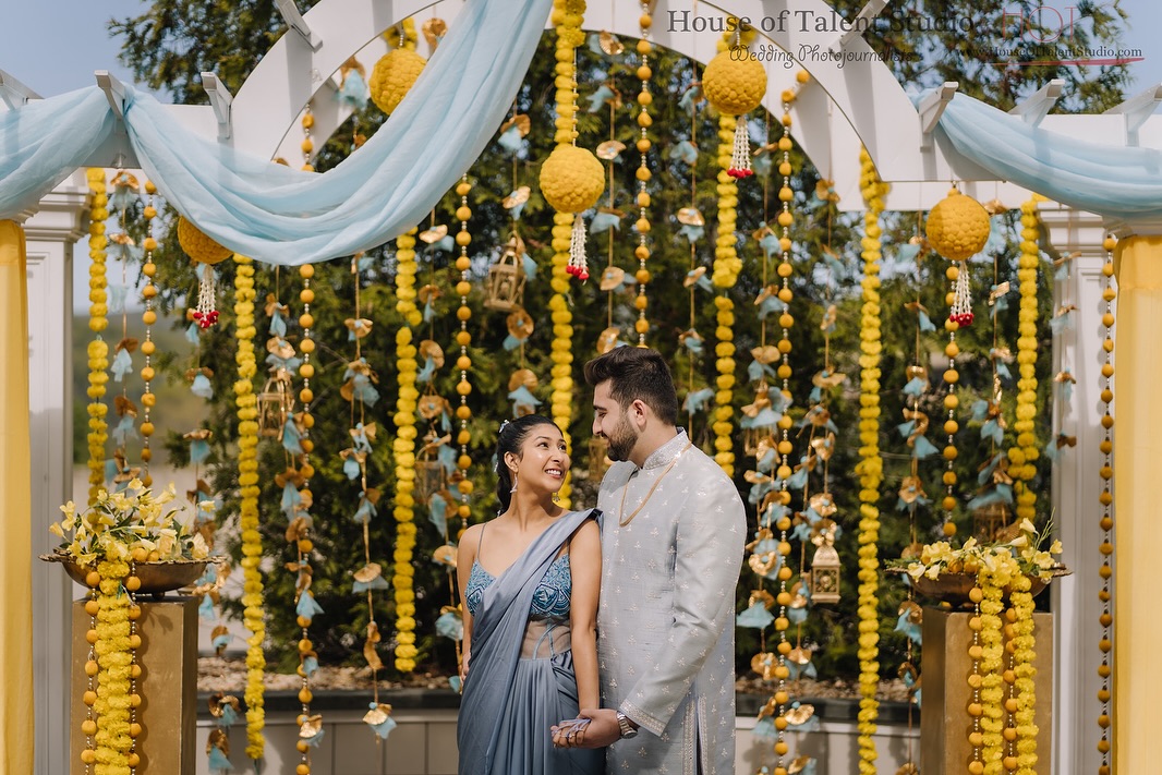 Sunshine hues for your brightest celebrations 🌼☀️
📸 Photography: @houseoftalentstudio
📋Event Planner: @eventifyllc
📌Location: @doubletree
💄Makeup and Hair: @cinderellabridez
🎧Music: @m4uevents
🍴Catering: @bukharagrillcaterers
#ExclusiveEventsNY #luxurywedding #southasianwedding #elegantevents #eventdecor #weddingdecoration
