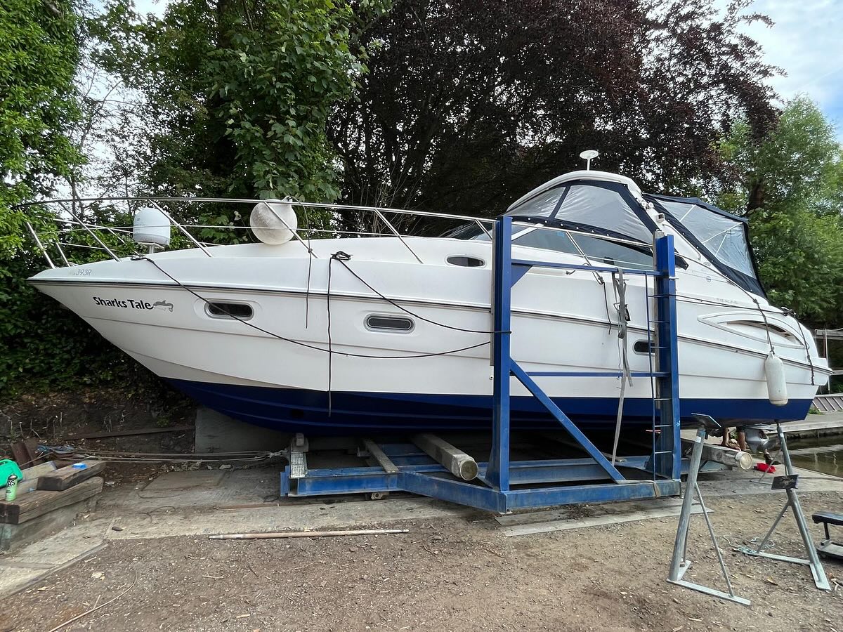 Our slipway is enjoying a good variety of boats this season #slipway #riverthames #boat #lift #grp #woodenboat #boatmaintenance #boatyard #thamesvoyages #marinedream