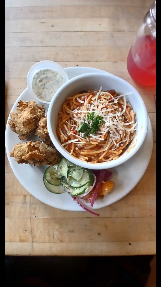 Today my family and I visited @tricklebeecafe in Milwaukee, WI, and it was such a beautiful experience. We enjoyed a warm lunch, received free clothing, and met some truly amazing spirits who filled the space with love and light. 💗
To give back, I’ll be donating free skincare products from Beauty from the Root to support their mission of nourishing the body, mind, and spirit. ✨
For those who may not know, Tricklebee Café is a pay-what-you-can community café that offers healthy meals, food-service training, and spiritual nourishment. 🌱
It’s Vegan Soul Friday (9/5) and here’s what’s on the menu (all vegan & gluten-free!):
🍝 Baked Spaghetti – brown rice/quinoa spaghetti with veggies & cheeze sauce
🌱 Katfysh Nuggets – battered jackfruit with housemade tartar or hot sauce
🥒 Cucumber Tomato Salad – fresh veggies in a citrus vinaigrette
🍑 Fruitful Crisp – plums, peaches, pears, wild raspberries, nectarines, oats & maple syrup topped with coconut whipped cream
🍋 Drinks: Wild Berry Lemonade, Hot Herbal Tea, Hot Green Tea, or Coffee
If you’re in Milwaukee, WI, I encourage you to stop by, share a meal, and support this beautiful mission. It’s truly a space where everyone belongs. 🫶🏾
#Gratitude #CommunityLove #BeautyFromTheRoot #TricklebeeCafe #MilwaukeeLove #PayWhatYouCan