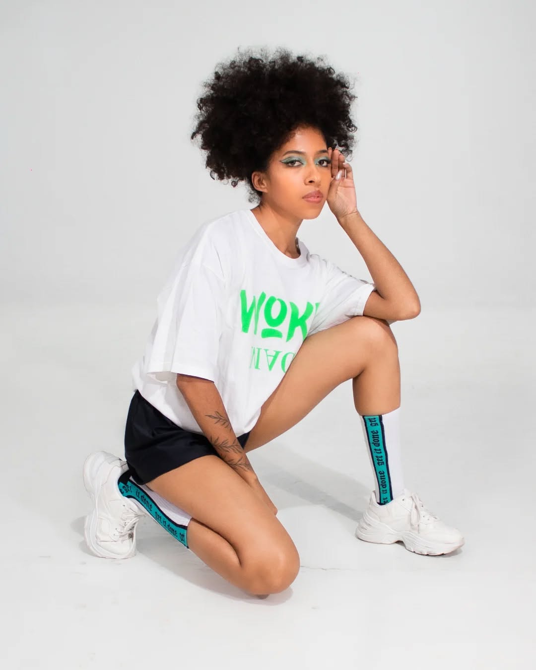 🧦😎 Get It On, el complemento perfecto para tu estilo: comodidad + flow en cada paso.
#calcetinescondiseño #nomaoutfitters #outfitsideas