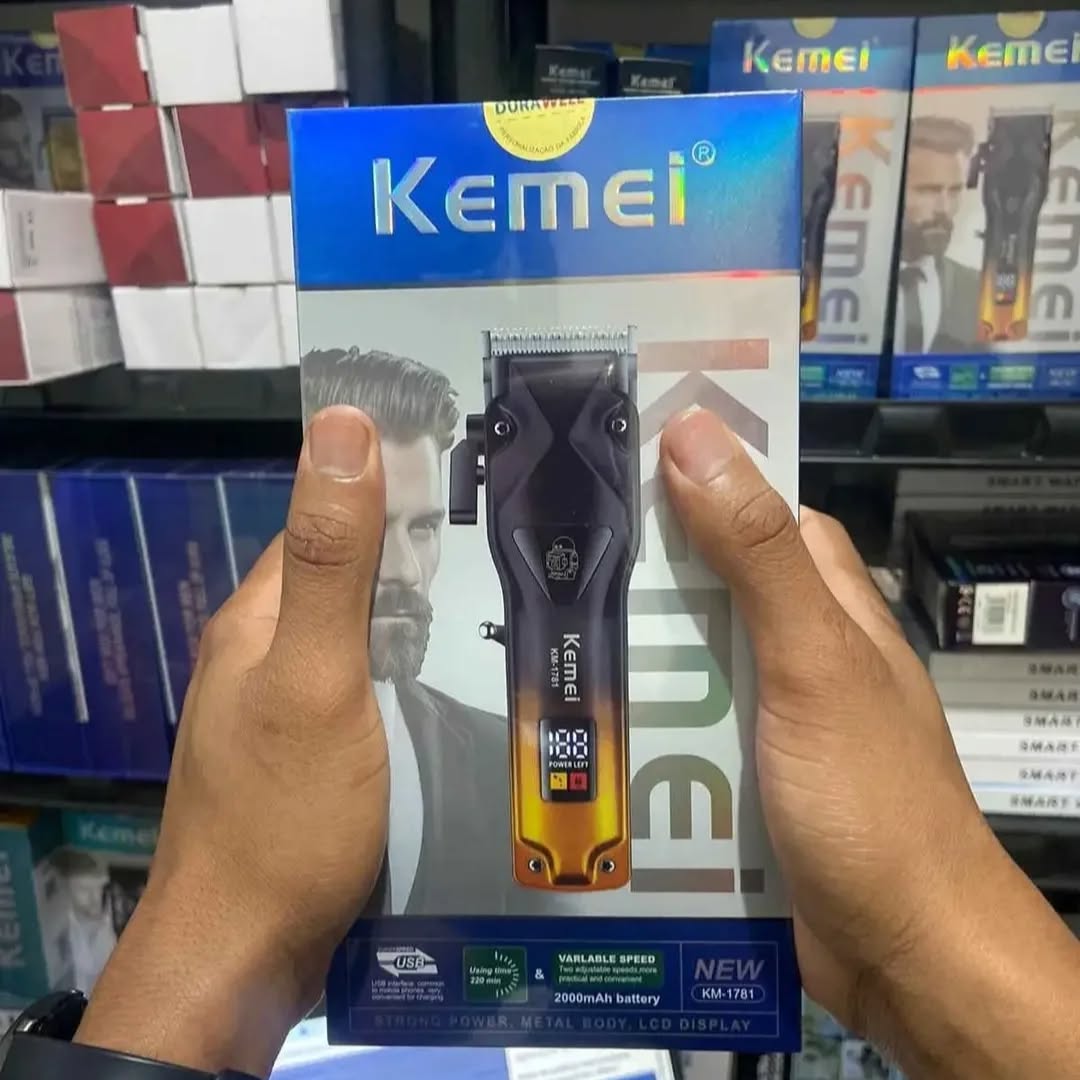 🛠️Motor potente e eficiente para cortes rápidos e uniformes
👝Compacta e portátil, perfeita para uso doméstico e viagens
🪒Lâminas de aço inoxidável, precisas e duráveis
🪮Inclui pentes ajustáveis para diferentes comprimentos
🔋Bateria de longa duração com recarga rápido
🚛Consulte a taxa de entrega: