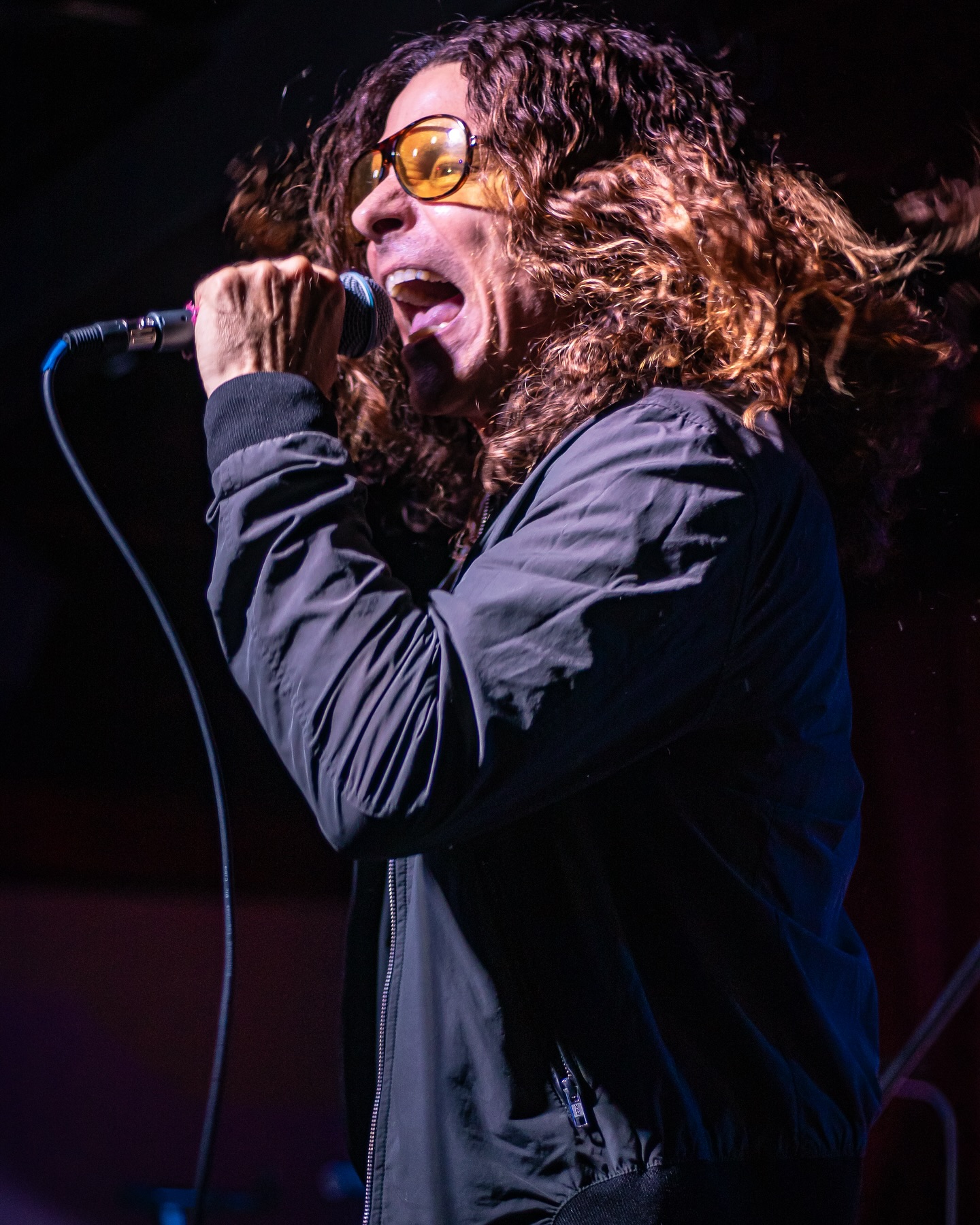 💥The LA music scene is tighter than many would expect. And filled with immense talent. I’m always thrilled to know so many amazing musicians, creatives, and artists. 🙏🎶💫 Thanks for the great shots @therockstarvisuals and rad night @sj_bass @threeclubs @mayorevolution @de_dangelo @littlebihlman @stevikeys #singer #singers #rock #rocknroll #rockandroll #rockstar #rockstars #rockphotographer #livemusicphotography #livemusic #brettcopeland #music #musician #hollywood #musicscene #vocals #leadsinger #rocksinger #la