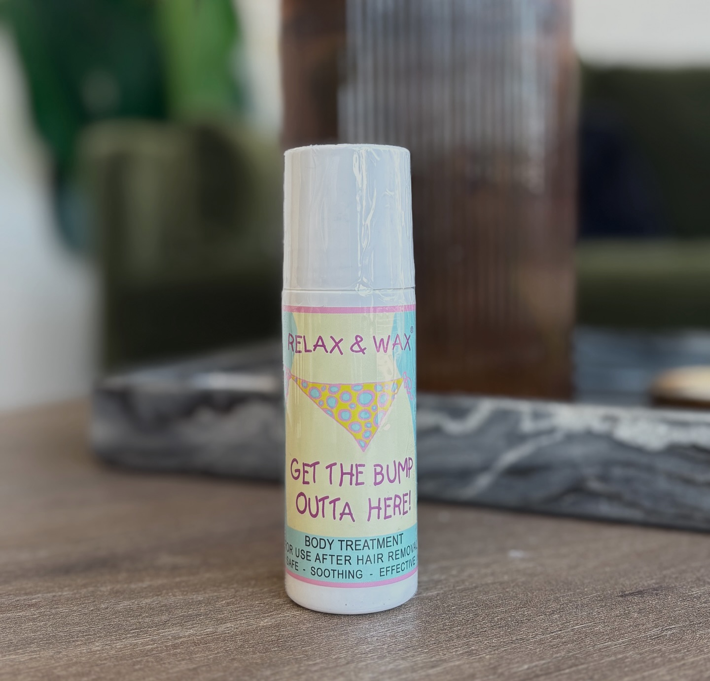 All stocked up on my favorite post wax serum✨ Grab Get The Bump Outta Here at your next appointment💛
🌿 Why I love this product (and use it myself):
• Helps prevent + treat ingrown hairs
• Calms any redness and irritation after waxing or shaving
• Natural ingredients & no added fragrance
• Long-lasting — a little goes a long way (one bottle can last months!)
If smooth, happy skin is your goal, this is a must-have!
#caldwellbrazilians #nampabrazilians #middletonbrazilians #waxing #ingrownhairtreatment