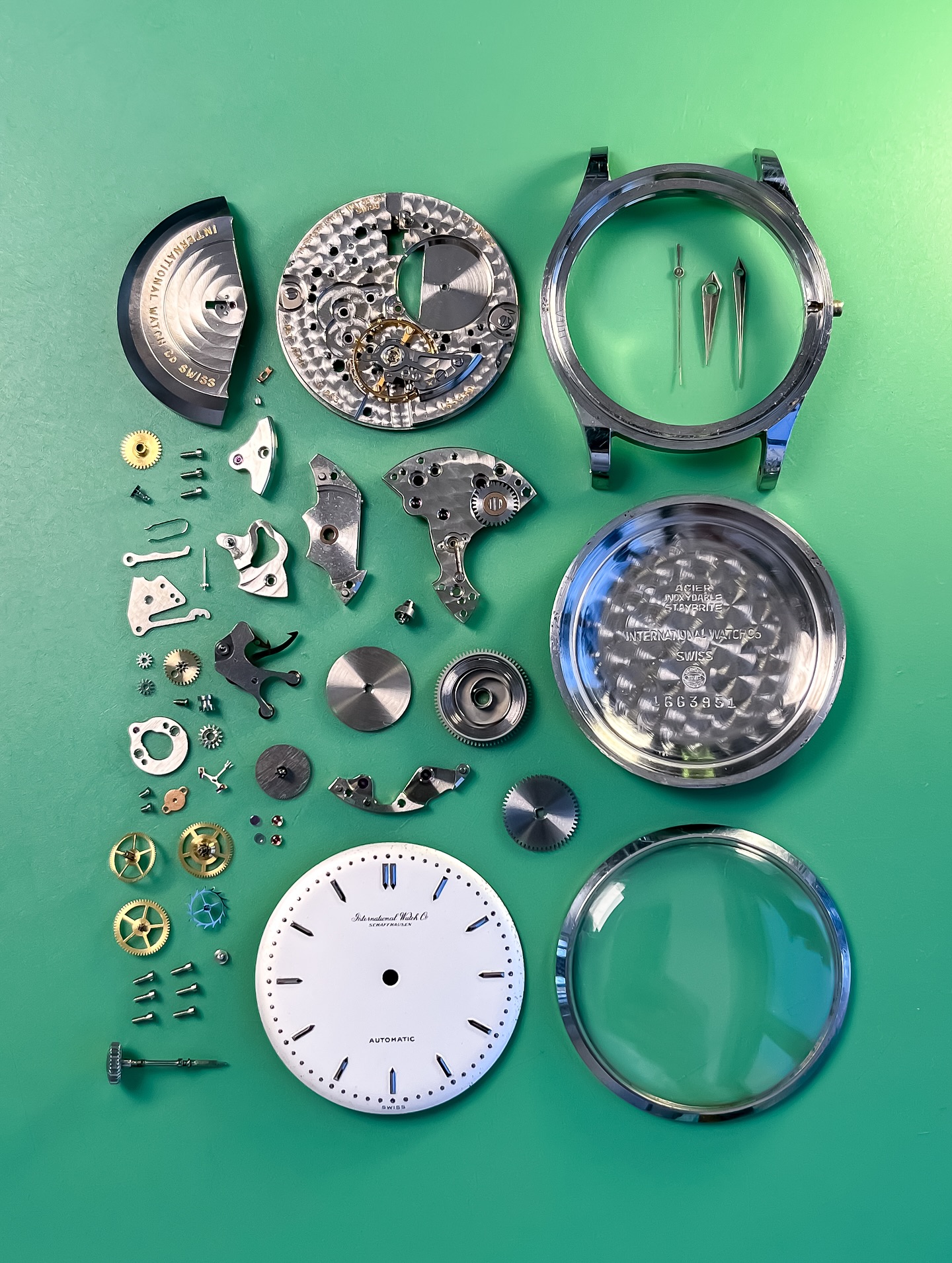 The legendary IWC calibre 853 with Pellaton winding system, fully dismantled, cleaned, and ready for reassembly.
Soon to be reassembled and restored to its full glory then added to our website for sale. A true piece of Swiss watchmaking history.
#IWC #Cal853 #Pellaton #VintageWatches #SwissMade #watchrestoration #Horology