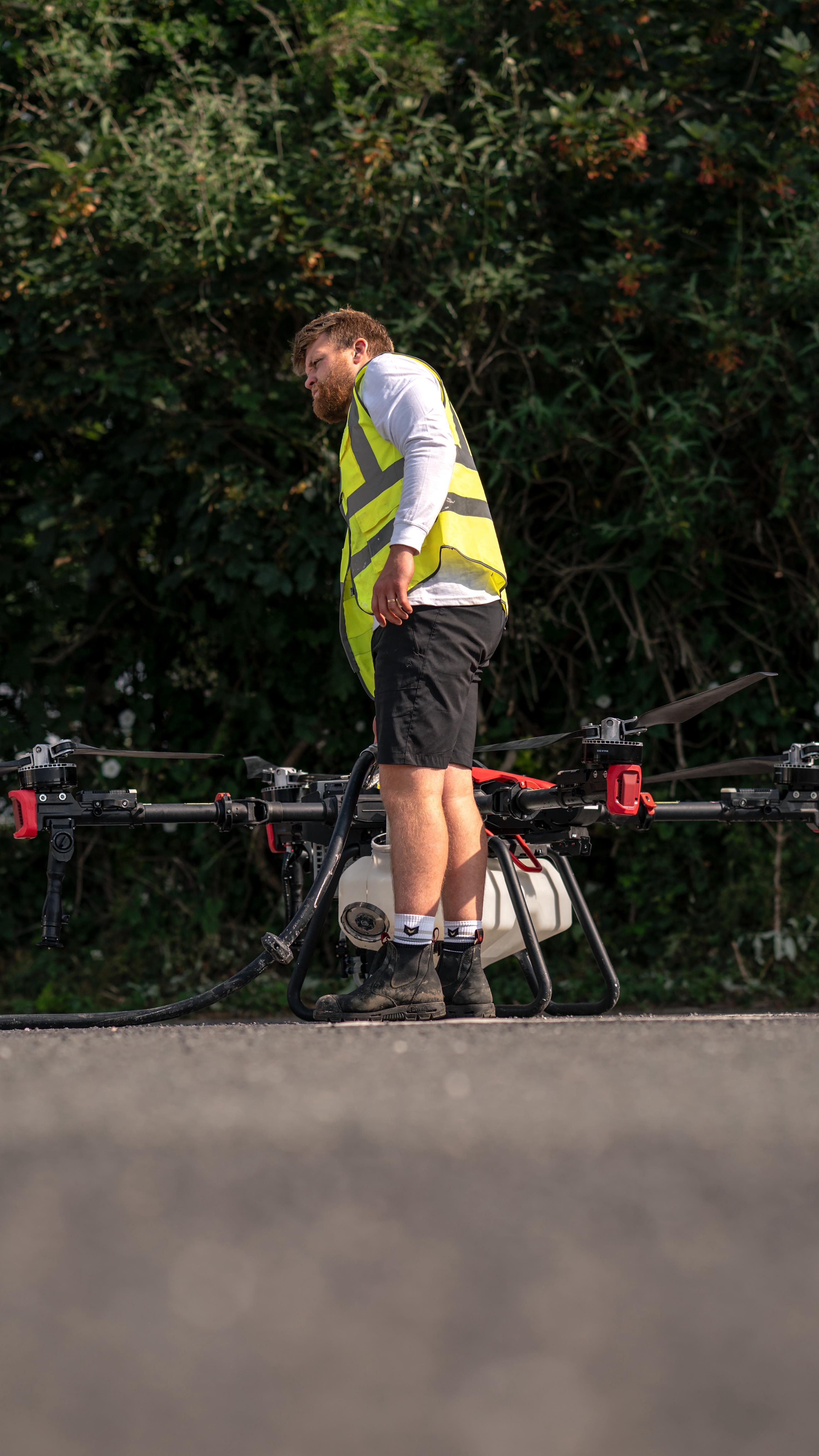 A snippet from an exiting ongoing project with @koppert and @networkrail Full video coming soon! 🎥 🌳 🚆 🚁
#highvantage #networkrail #koppert #spraydrones #xag #contractors #biologicalcontrol #nematodes