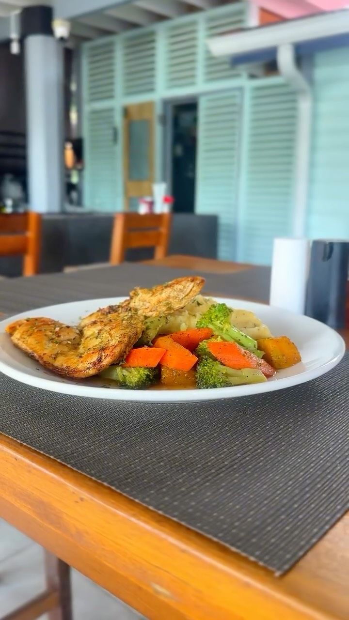 What better way to fuel your day than with a filling meal that you deserve.
At Knife & Fork we have the tastiest options to turn your day around!🥗🍛🥘🍽️
#knifeandforkgrenada #GrenadaEats #GrenadaFoodie #GrenadaRestaurants #GrenadianCuisine #StGeorgesGrenada #ExploreGrenada #TasteGrenada #CaribbeanEats #CaribbeanFoodie
#visitgrenada