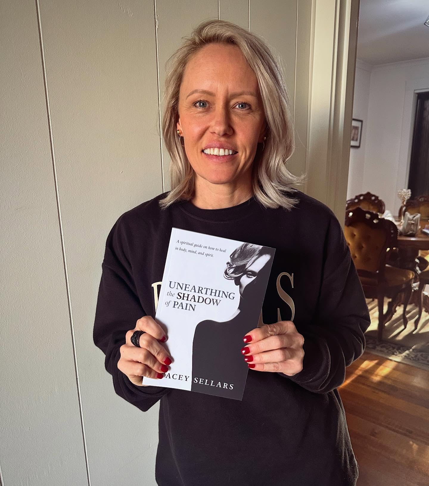 After a slight pause on printing due to a little mishap, production is up and running again for my book “Unearthing The Shadow Of Pain.
The book is a blend of memoir and spiritual self-help. Ideal for anyone who is trying to navigate trauma/addiction recovery and hasn’t found much success with conventional ways.
To grab your copy click the link in bio.
#selfhelp #addiction #trauma #traumarecovery #addictionrecovery #holistichealing #spiritualhealings #5dconsciousness #newearth