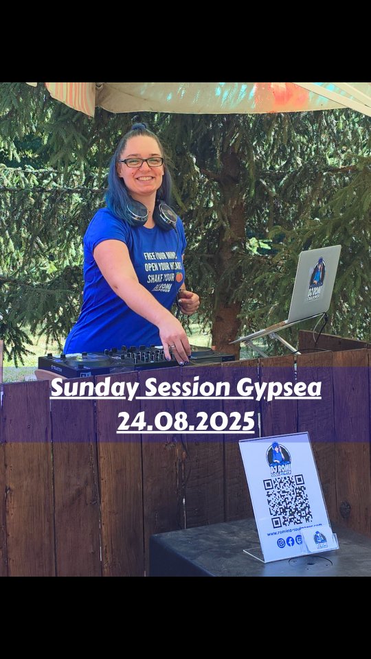 Hallo ihr Lieben,
hier kommt noch ein kleiner Sonnenschein von letzte Woche 😄☀️🌊🍹
Danke an alle, die da waren und mit mir die Beats genossen und die 5h lang durch getanzt haben 🥳💃🕺🥰
#sundaysession #gypseabeach #chillbeats #latinmusic #afromusic #lifeofadj