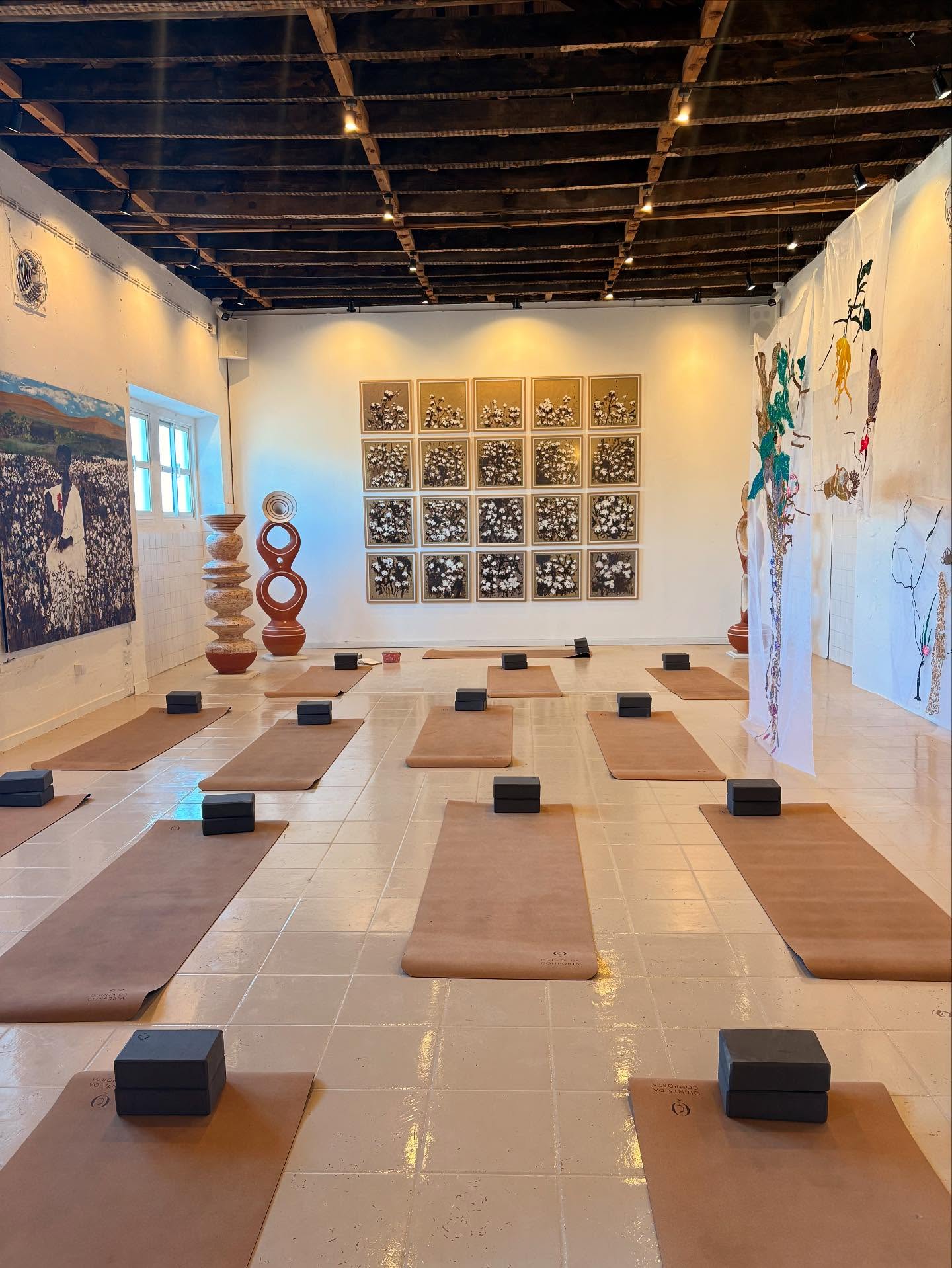 @centro.comporta thank you so much for welcoming me!! 🥰
It was such a joy to guide the Terra Flow in that space, surrounded by powerful works of art. Honouring them through the art of movement felt truly special.
Deep gratitude to everyone who joined this event and made it even more meaningful. Here’s to many more moments like this together! 💛