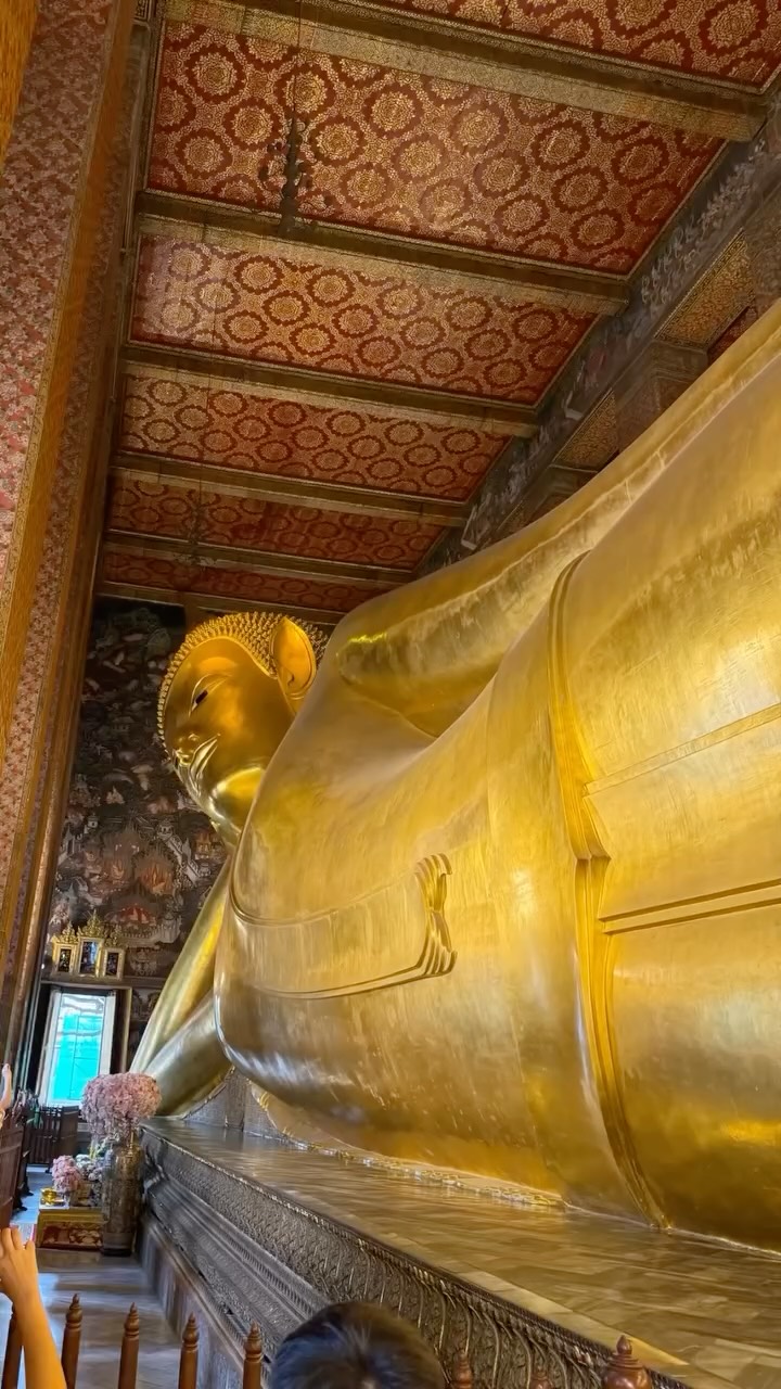 Bangkok, a city that blends golden temples, bustling markets, and iconic malls. One of its most visited landmarks is the Grand Palace, a dazzling complex rich in history and intricate detail, and home to Wat Phra Kaew, the Temple of the Emerald Buddha. Equally unforgettable is the massive Reclining Buddha at Wat Pho, a symbol of peace and enlightenment.
#cityspotlight #bangkokthailand #asianadventure #visitbangkok #myrooftopstories