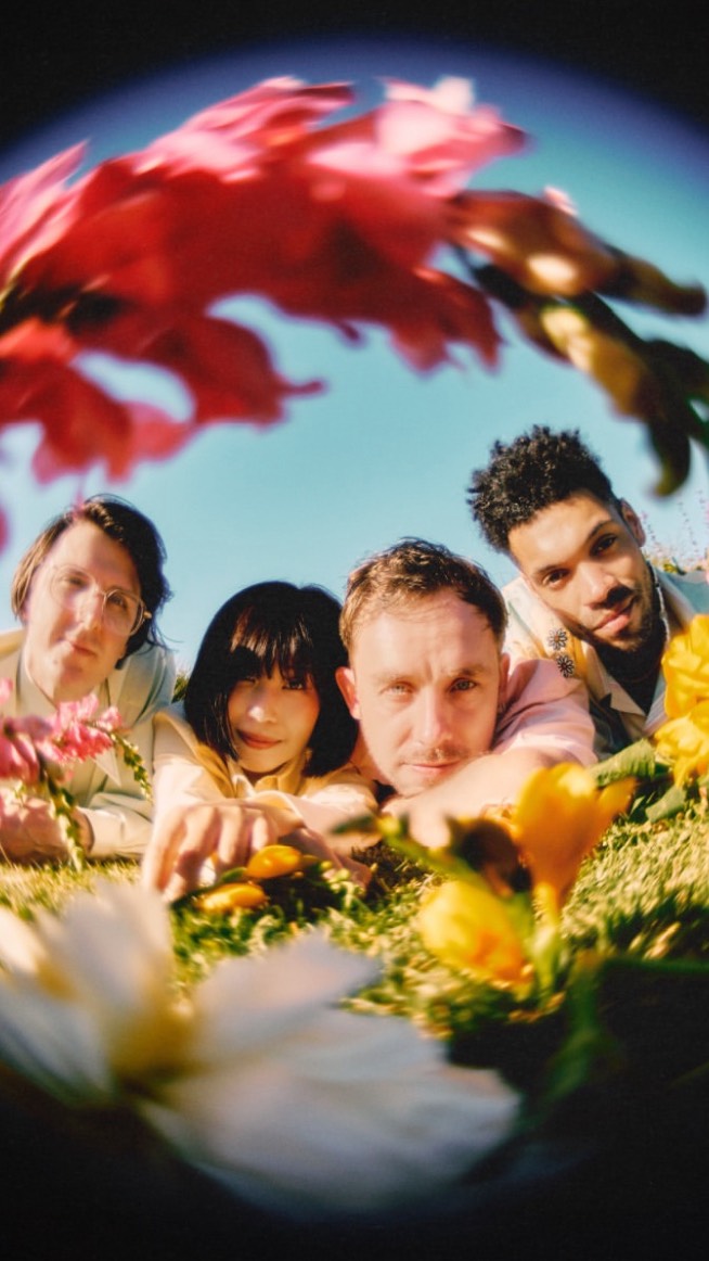 Phoebe Rings grew up in the Tāmaki Makaurau/Auckland music ecosystem, performing gigs in their unique signature blend of jazz-inspired dream-pop and building a devoted fanbase. @phoeberings chatted to @pipinandtheducks about the latest record and creating magical atmospheres.
You can catch them for their last showcase tonight at @theblackbearlodge at 9pm ✨