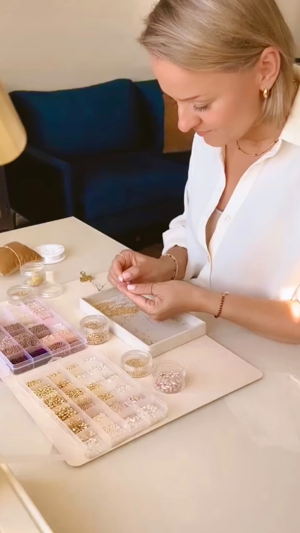 ✨ Here’s where the magic happens ✨
From tiny beads to a unique bracelet – every piece is made with love, patience, and a spark of creativity 🫶