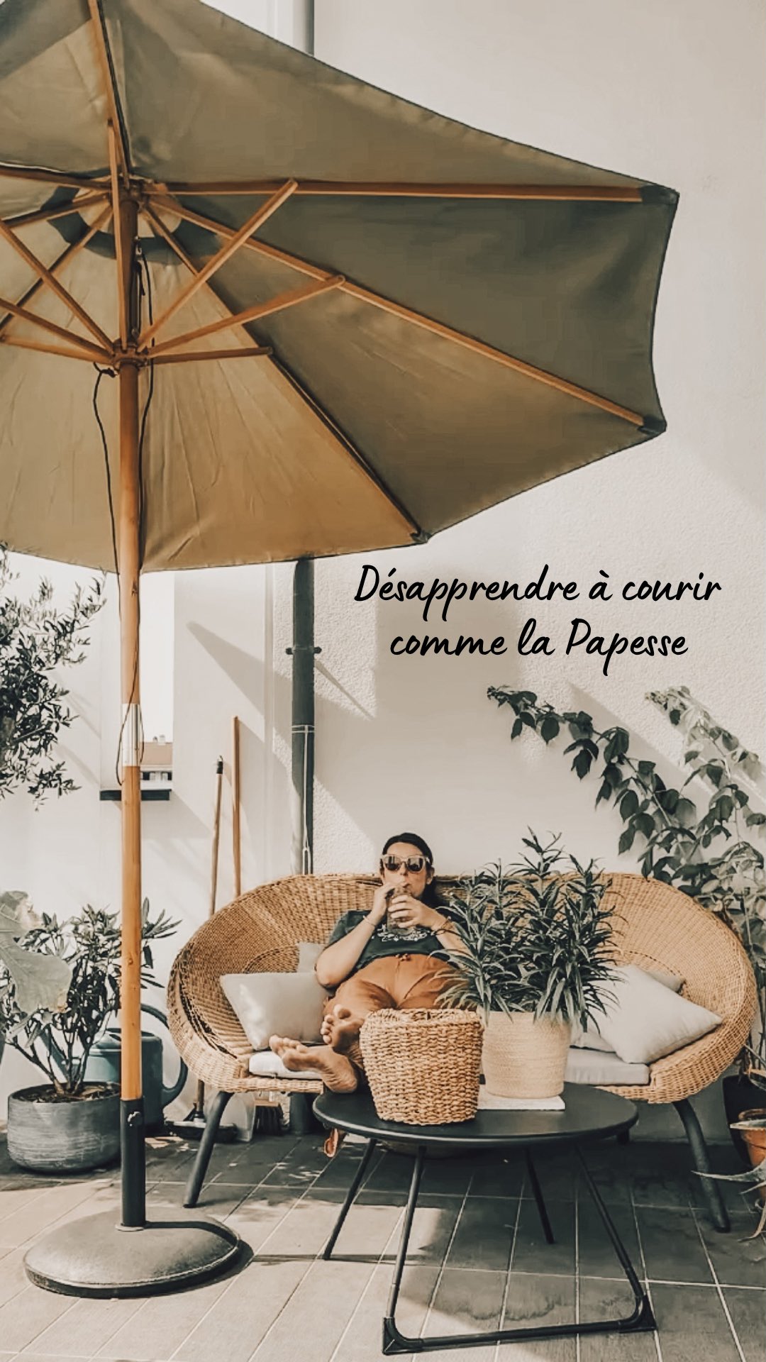 Un petit temps avec moi pour ma récolte-balcon de menthe et de verveine 🌱
Merci à mes élèves pépites qui m’ont envoyé des petits mots pour valoriser à quel point ce temps était juste pour elles 🙏🌈
Si vous êtes de la team « prendre le temps d’intégrer vraiment », la formation Tarot sur un an est idéale ❤️