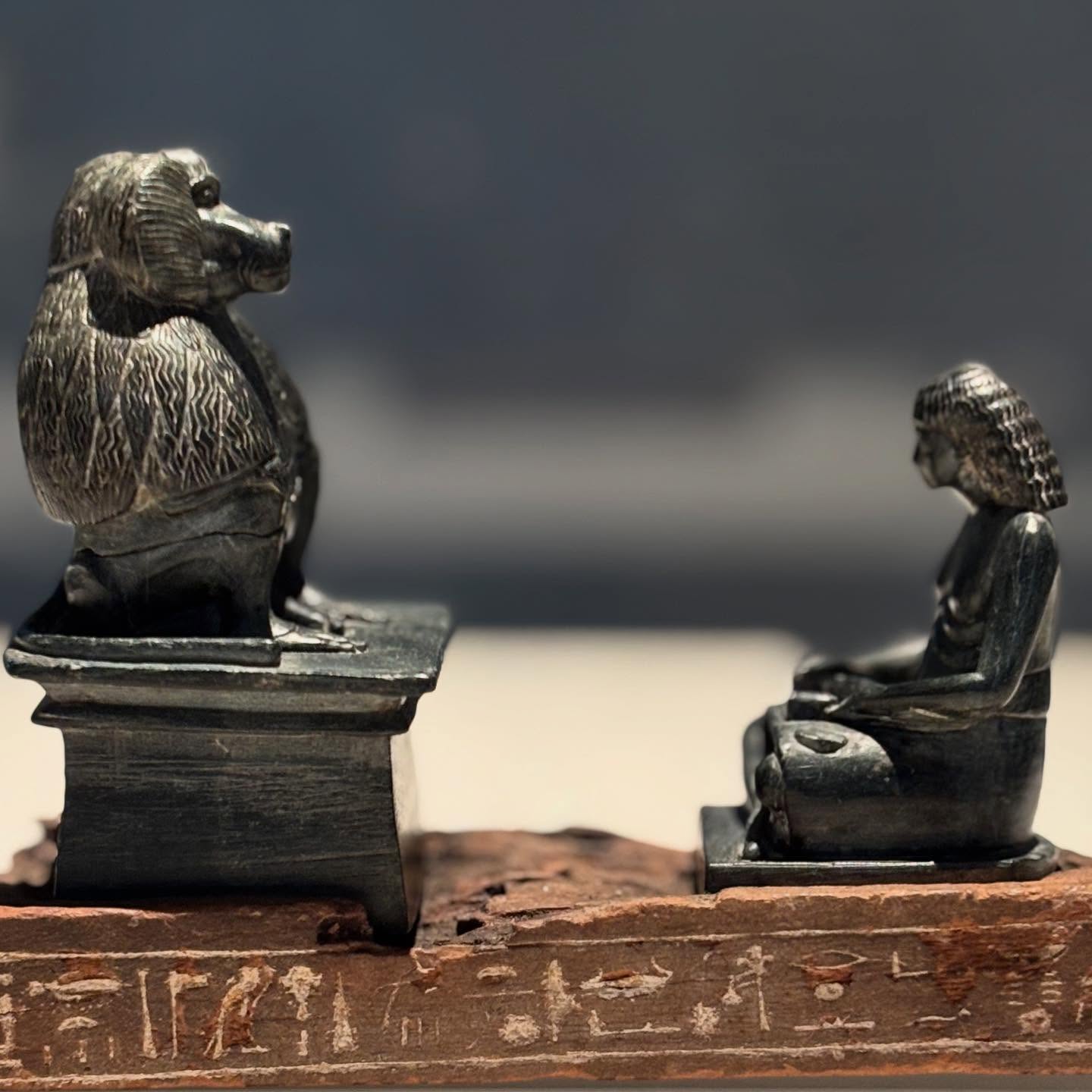 Some fascinating pieces of private statuary at Berlin's Neue Museum @museumsinselberlin