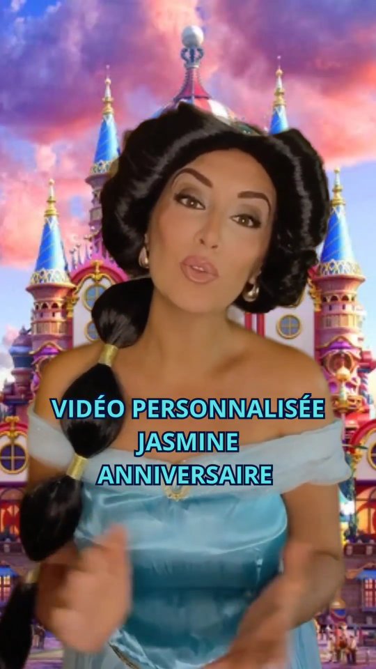 🌟✨ Une surprise royale venue d’Agrabah ! ✨🌟
Aujourd’hui, la splendide Jasmine adresse un message très spécial à une petite princesse :
💖 Joyeux anniversaire Eva ! 💖
Déjà 6 ans, que le temps passe vite ! Ta maman nous a confié de belles anecdotes à ton sujet, et Jasmine t’envoie une pensée magique depuis les palais dorés d’Agrabah 🕌🌸
🎥 Parents, offrez vous aussi à votre enfant un souvenir féerique et unique :
Jasmine – ou une autre princesse – peut lui envoyer une vidéo personnalisée rien que pour lui/elle ✨👑
💫 Comment ça marche ?
1. Rendez-vous sur notre site 🌐 www.surprisemagique.fr/boutique-de-cadeaux ou sur nos boutiques Etsy et eBay (Lien en bio)
2. Remplissez un petit formulaire avec le prénom, l’âge et le message souhaité
3. Indiquez l’adresse e-mail pour recevoir la vidéo par WeTransfer
4. Passez commande et recevez la vidéo en téléchargement sous 7 jours maximum !
👑 Et Jasmine n’est pas seule ! Découvrez aussi les vidéos personnalisées de :
❄️ Elsa – La Reine des Neiges
📚 Belle – La Belle et la Bête
🌊 Ariel – La Petite Sirène
✨ Un cadeau magique et tendre à offrir pour un anniversaire, une fête ou simplement pour illuminer les yeux de votre enfant ✨
#surprisemagique #anniversaire #videoanniversaire #felicitation #anniversaireprincesse #jasmine #disney #princessedisney #jasminecosplay #vidéopersonnalisée #joyeuxanniversaire #anniversairesurprise #anniversaireenfant #anniversairepersonnalisé #anniversairefille #joyeuxanniversairemaprincesse #aladin #cadeau