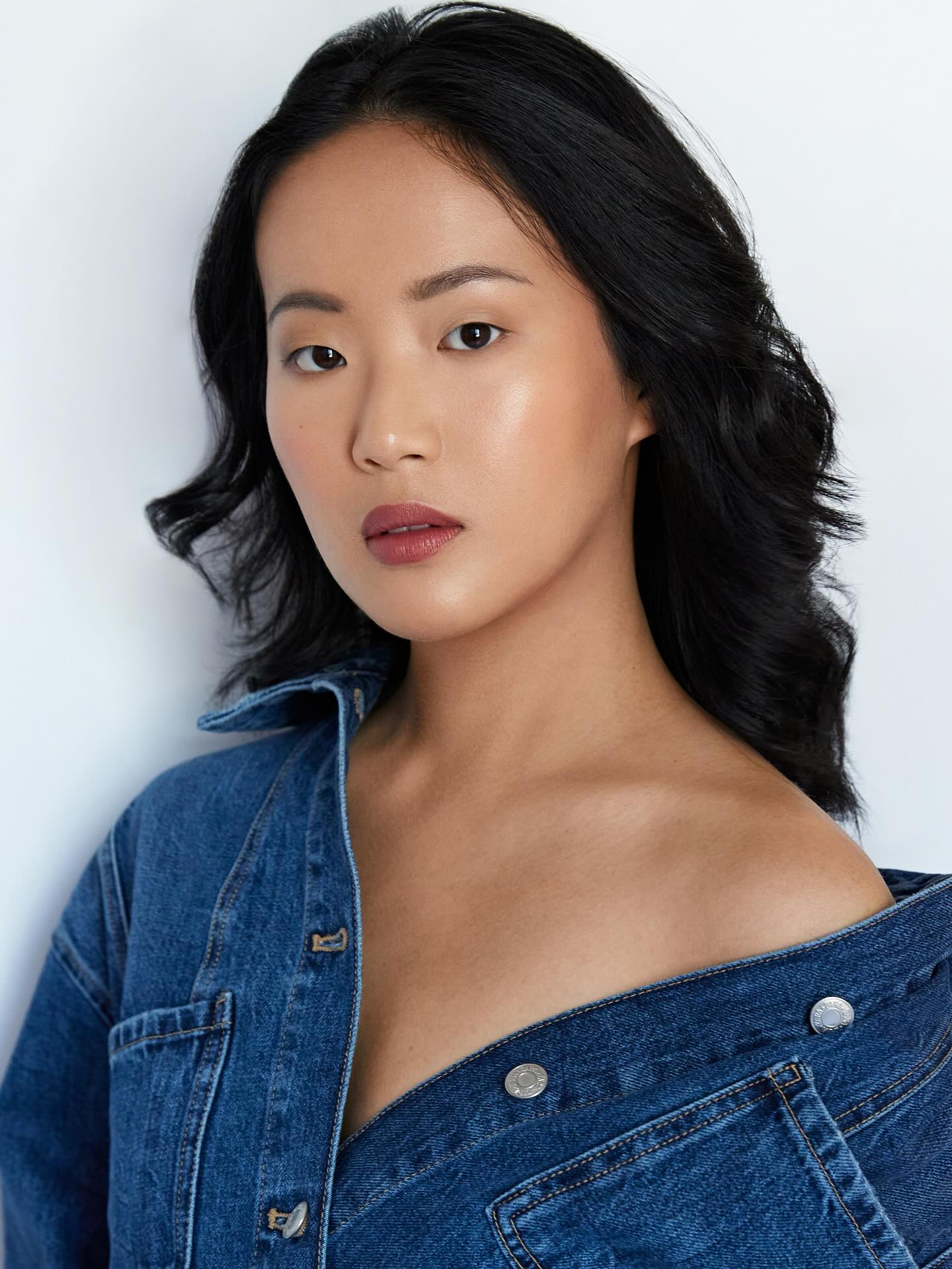 The unbelievably stunning @claireniulliu photographed by @michaelwebbernyc! HMU by @kaleywerebeauty!
#makeup #makeupartist #freelancemakeupartist #mua #nycmua #nychmua #hmua