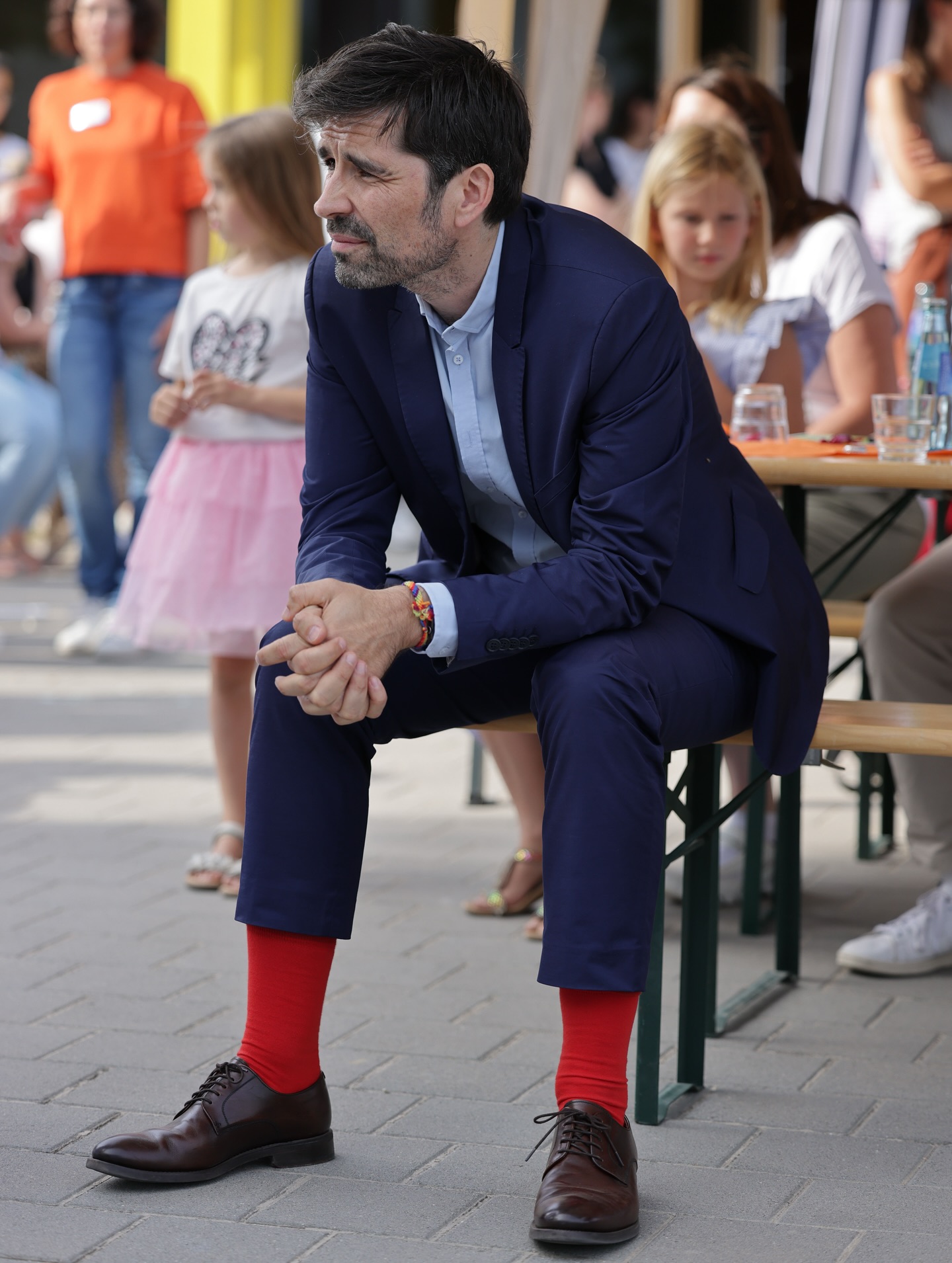 Kommunikation ist alles. Mittendrin. Auf Augenhöhe. Bestärkend. So kann Politik mit und für die Menschen gemacht und Entscheidungen begründet getroffen werden.
Mein August in Auszügen. Erholung, erfolgreicher Schuljahresstart, Gamification, Start für wichtige Weiterentwicklung von Schule und viel im Gespräch auf Tour durchs Land sowie mit dem besten Team Bildung. September kann kommen.
#sventeuber #trier #bildung #schule #rlp #trierimlandtag #augustdump #recap #throwback #gamescom