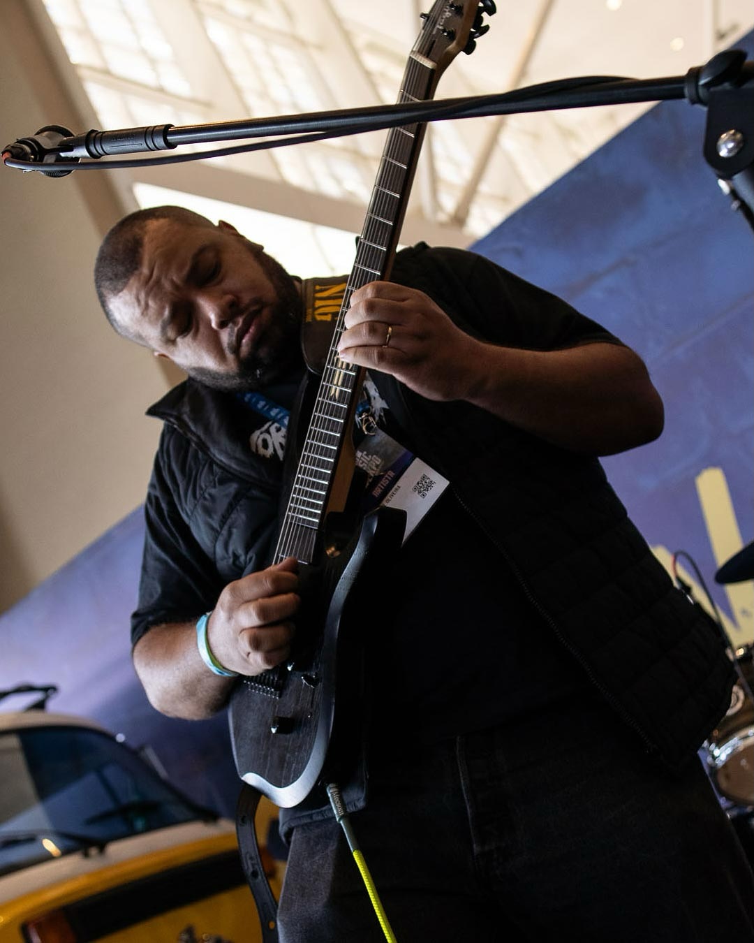 Nossos artistas @micheloliveiraofficial @_murilloxavier e @nenellucena mostraram todo o poder das guitarras de 7 e 8 cordas hoje no último dia de @tdtmusicexpo 2025 🔥🎸
#nig #nigmusic #extendedrange #alcanceestendido #progmusic #metalmoderno #modernguitar