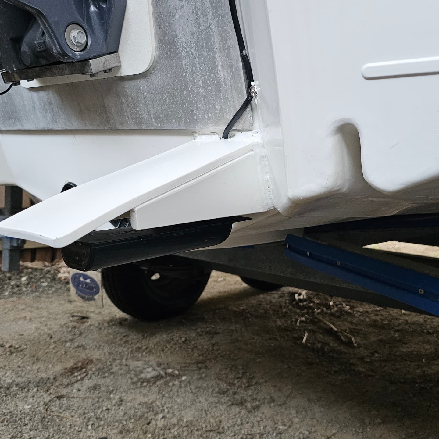 A transducer cover on a Polycraft 599 to reduce sea spray from being sucked into the motor.
.
.
.
.
#polycraft #plasticwelder #boating #welder #fishingdaily #fishing