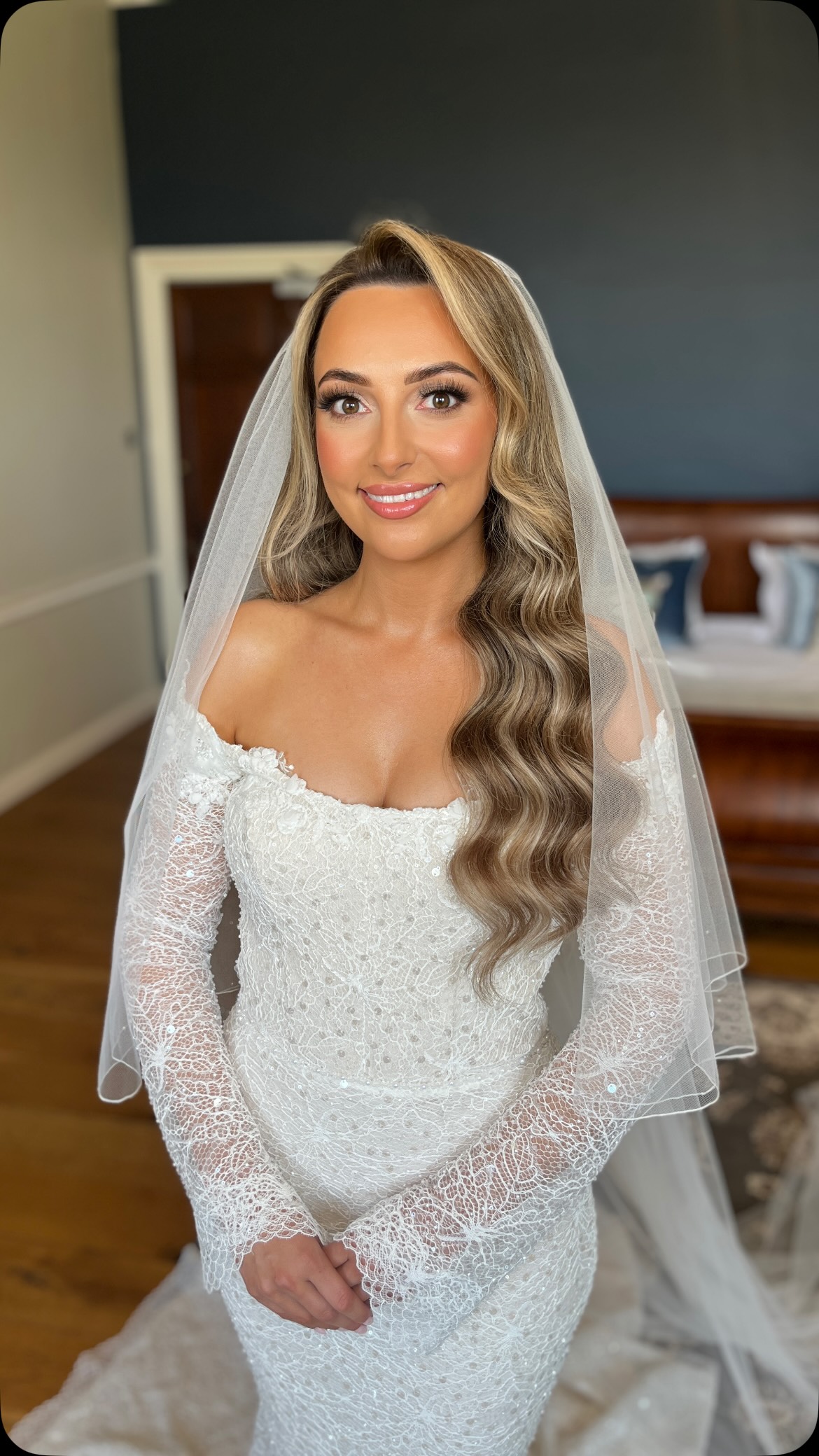 Capturing the excitement 💫
One of my favourite moments is saying the famous words every bride hears from me “You’re getting married!” The reactions are priceless, the excitement really kicks in as you’re about to marry the love of your life.
I love seeing it all come together, the hair, the makeup, the dress and sharing that special moment when it suddenly feels real. It’s honestly the best part of a wedding morning! ✨
Bookings available for 2025/2026 UK & Destination weddings - link in bio to enquire 💌
.
.
.
#bridalhairstylist #bridetobe #bridalhair #destinationbridalhairstylist #destinationwedding #trendingbridalhair #timelessbrides #ukbridalhairstylist #modernbrides #weddinghairstylist #weddingmorning