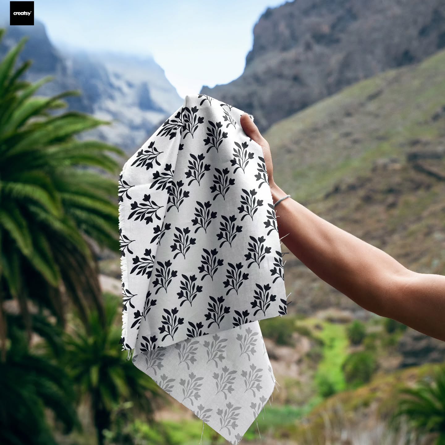 Huge thanks to @creatsyofficial for this stunning mockup! Love how it makes my pattern come alive in such a dreamy setting.
#surfacepatterndesign #patterndesigners #textiledesign #patternobsession #mockup #mockupmagic #handmadepattern #fabricdesign