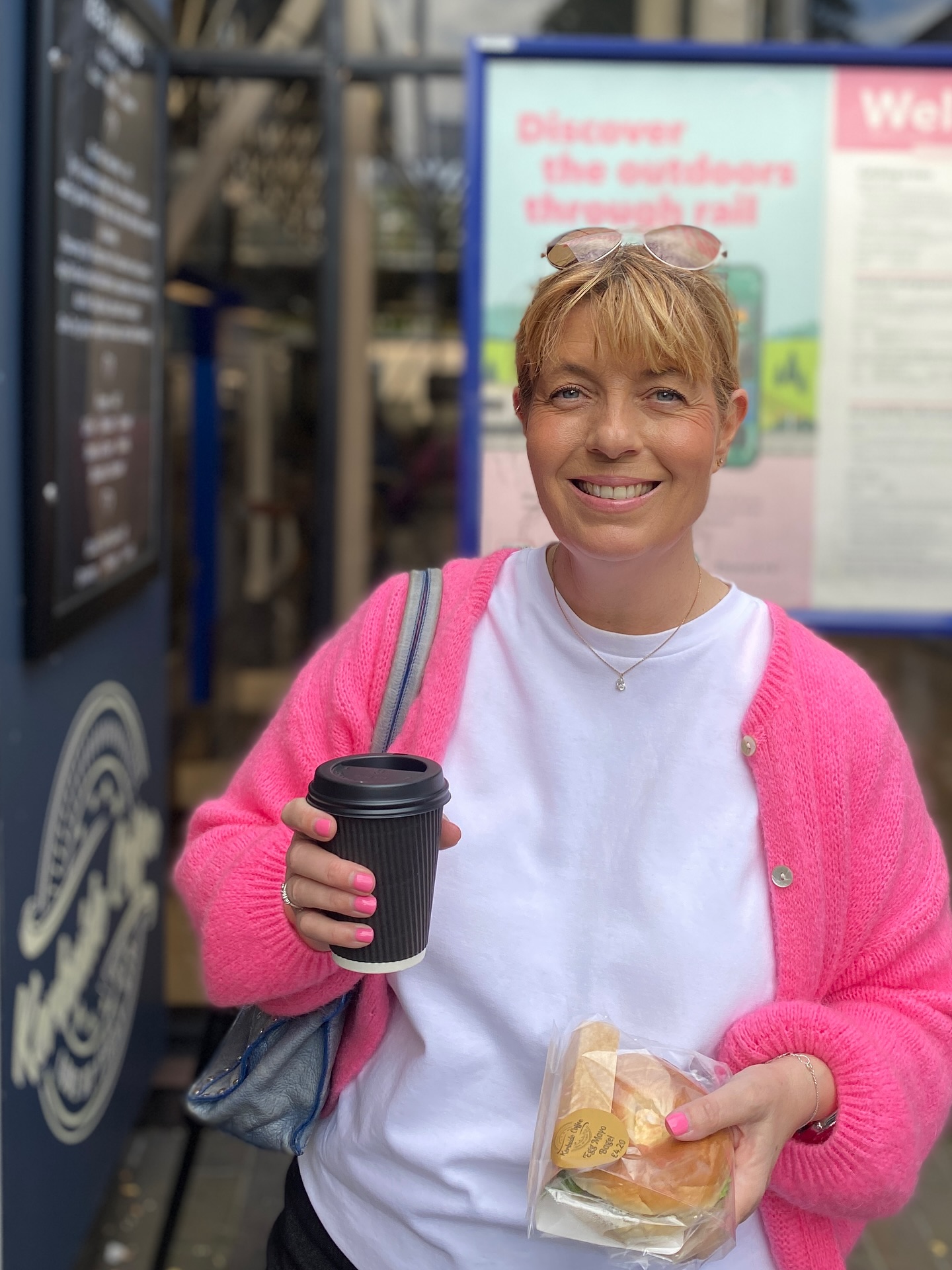 It’s the last day of August and time for our last trip of the summer to London on the train - Sunday off-peak travel takes just 38 minutes into London St Pancras.
First time trying @kerbsidecoffee instead of Starbucks and 🙌 its an absolute joy! Delicious egg salad bagel 🫶 £4.20 and brilliant coffee. Definitely recommed 👏👏👏
If you’ve not been on the train in a while, give it a go. Look out for 1/3 off when you go with 3-9 people (groupsave) and if you want to go on a trip with the kids, they go for £2 when you book advance single fares up to 12 weeks ahead.
If you’ve read this far!! Thank you ☺️ Thank you to everyone who’s supporting this channel - now over 500 followers - what shall we do to celebrate reaching 600? #discoverbtown #bedford
