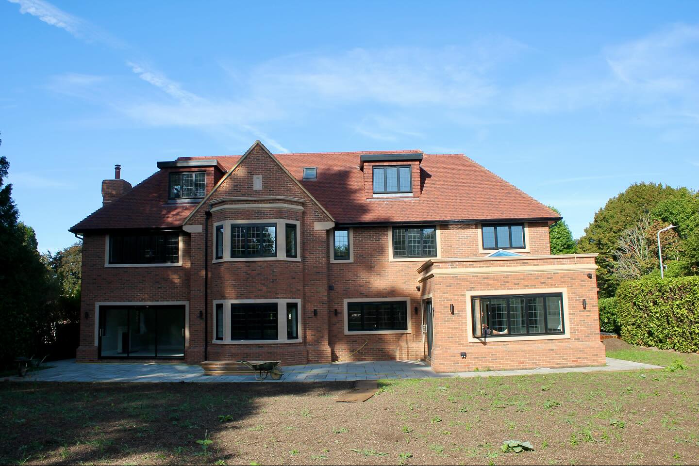 New Build Project Completed!
@origin_global OW-70 Slimline Windows & OS-29 Sliding Doors | Jet Black
Origin OW-70 Slimline Windows
Slim sightlines with a flush finish, in JetBlack RAL9005M
Origin OS-29 Sliding Doors
With just 29mm interlock in RAL9005M
All glazing has 9mm darkened square lead.
Email us at showroom@gxhomeimprovements.co.uk
Or pop into our showroom to see all the products we offer!
Open Monday- Friday 9-5 and Saturday 10-2.
#OriginGlobal #OS29 #OW70 #AluminiumWindows #SlidingDoors #JetBlackWindows #TraditionalMeetsModern #HomeImprovement #GXHomeImprovements #GlazingExperts #WindowInspo #UKHomes #ArchitecturalGlazing #NewBuild #MadeInBritain #GXHomeImprovements #beaconsfield #buckinghamshire #NewInstall