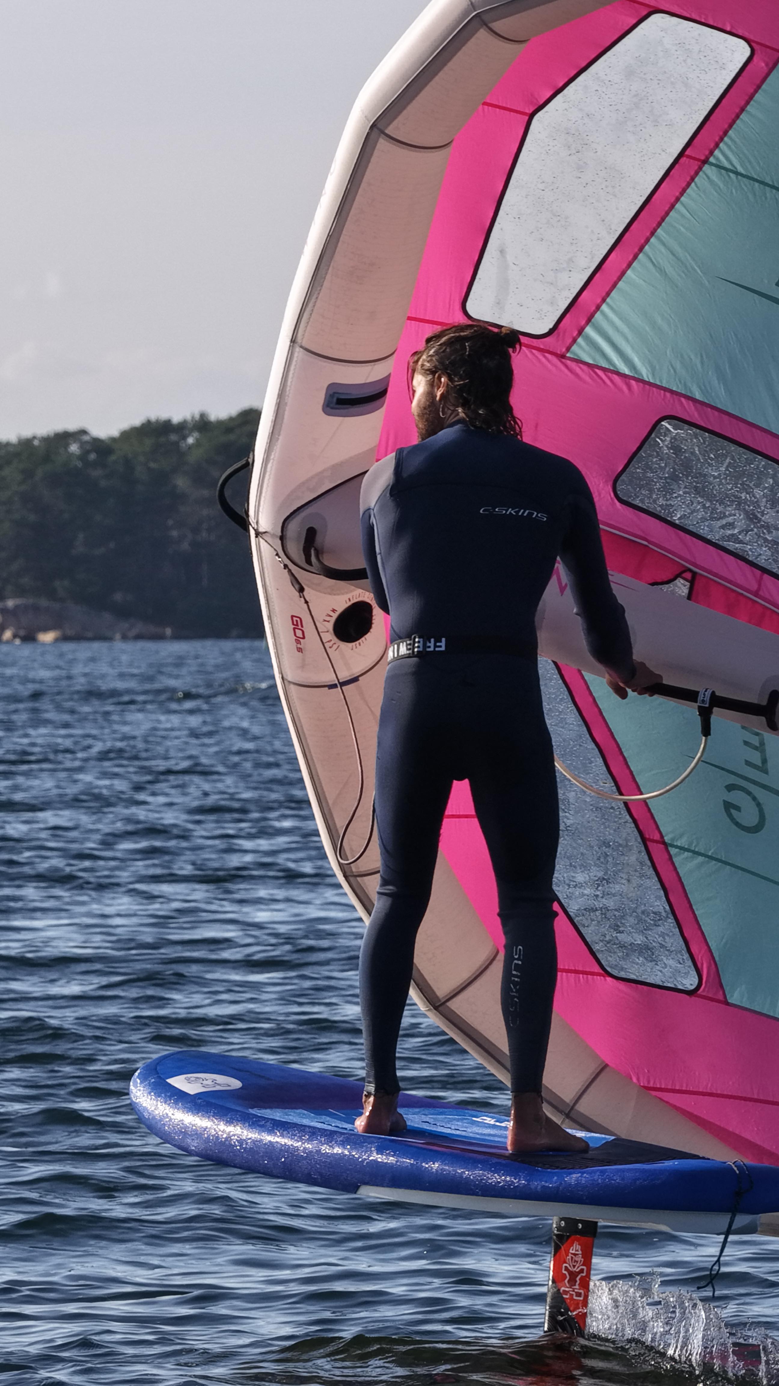 The winds of autumn are here. With a brand new, bigger sauna in place, weâre running every Sunday until November.
Sundays 12:30â14:30
Only 2 spots left for tomorrow.
Secure your place now and enjoy flexible clip cards you can share with family â valid at both Sandhamn & Djursholm (also for kids camps).
Film and photo @absolutstefan
#wingfoilkurs #foilkurs #surfspot_sweden @surfspot_sweden