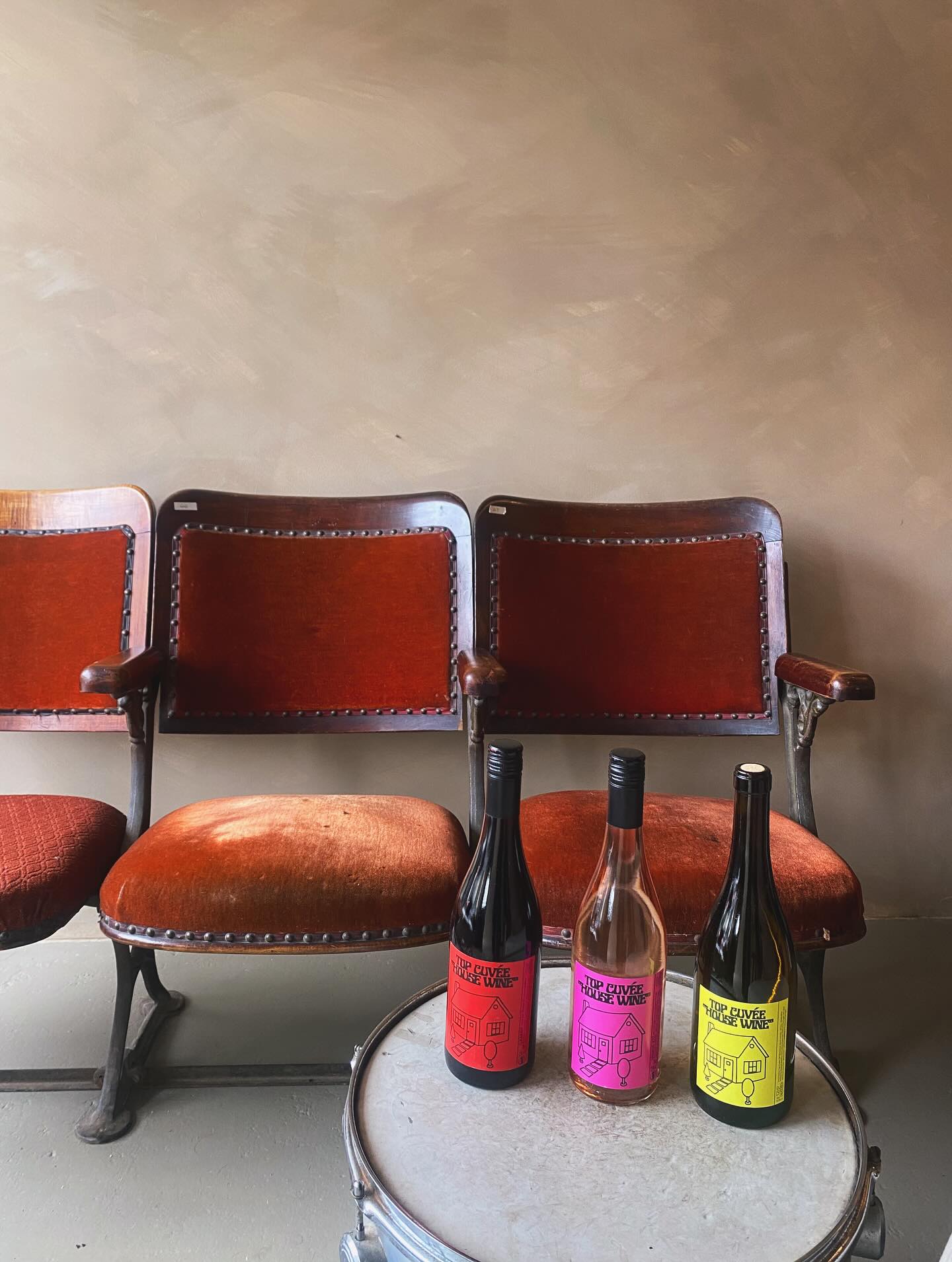 Our guests of honour have arrived—taking the front row. 🎟️🍷
Meet Top Cuvée—our guest house star and already a local favourite.
Based in Highbury, London, Top Cuvée has been redefining the wine scene. What began as a neighbourhood restaurant has grown into a vibrant wine brand, celebrated for its dedication to natural, biodynamic wines. Their mission? To make exceptional wine accessible to everyone, without the pretence. 🍾
We’ve chosen to host them as our guest of the month because they embody what we stand for: quality, authenticity, and a touch of fun. If you haven’t already done so, check them out @topcuvee - come raise a glass with us!
#TopCuvée #NaturalWine #SparklingWine #WineLovers #WineTime #LondonWine #WineOClock #WineStagram #WineMoments #WineLife #WineCulture #WineTasting #BiodynamicWine #DrinkGoodWine #GlassOfWine #WineCommunity #VinoLovers #SipSipHooray #WineNot #WineDaily #FrontRowBubbles #CinematicSips #WineOfTheDay #CheersToWine #WineAddict #GoodWineGoodVibes #WineFriends #WineExperience #LocalWineLove #WineInLondon